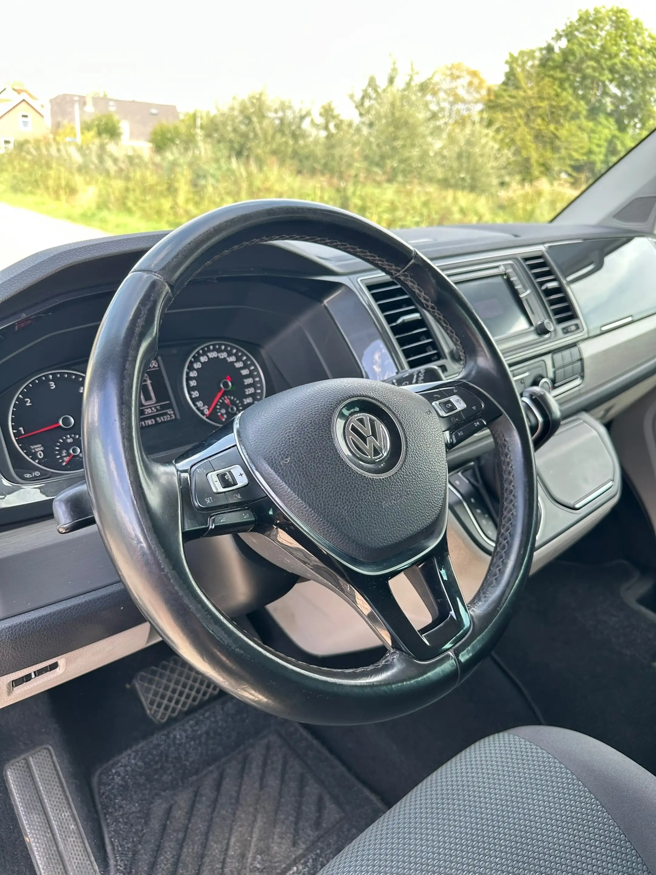 Volkswagen Transporter 2.0 TDI L2H1 DC Highline, 2x Schuifdeur, LED, Adap — photo 15
