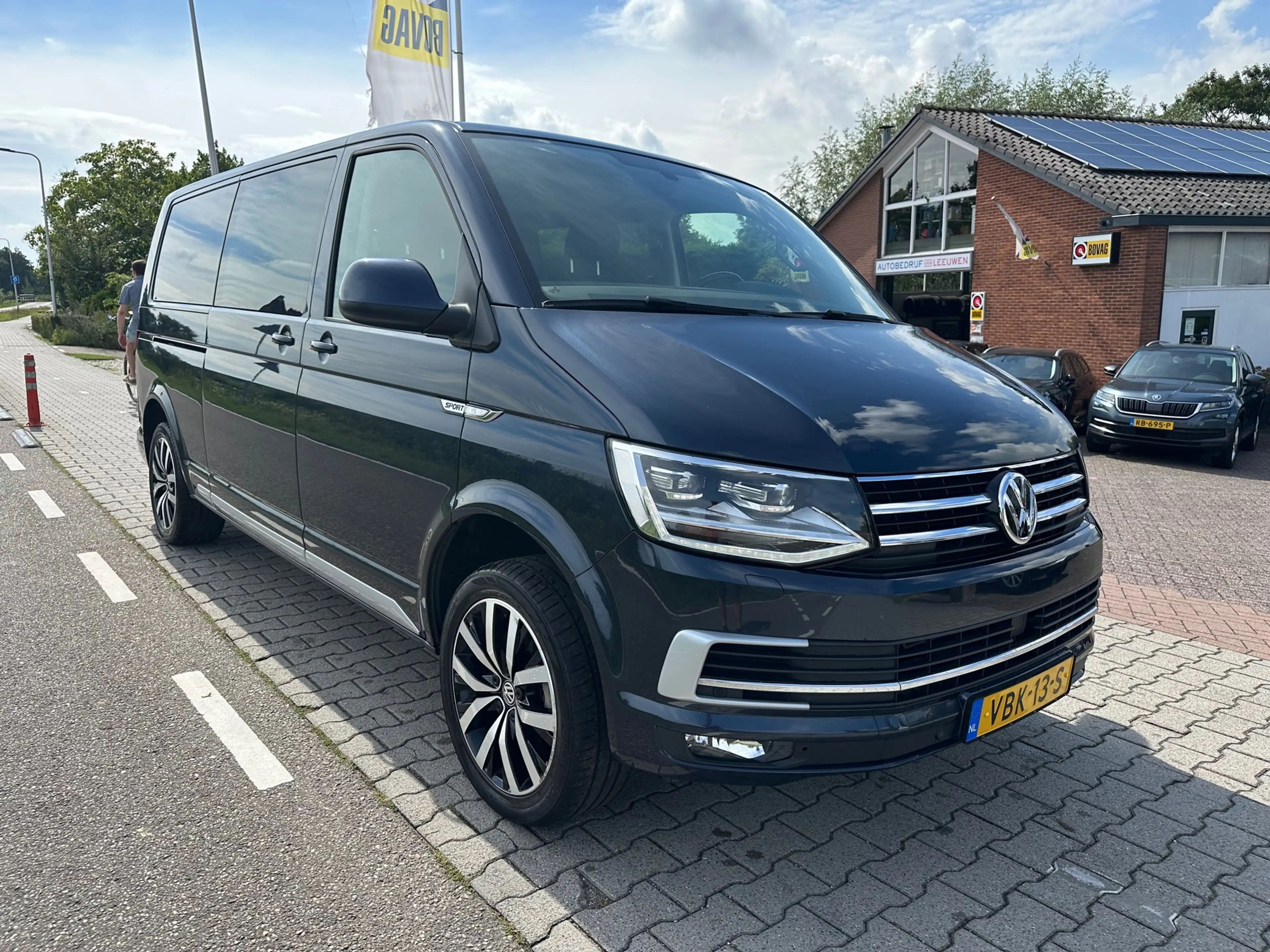 Volkswagen Transporter 2.0 TDI L2H1 DC Highline, 2x Schuifdeur, LED, Adap — photo 4