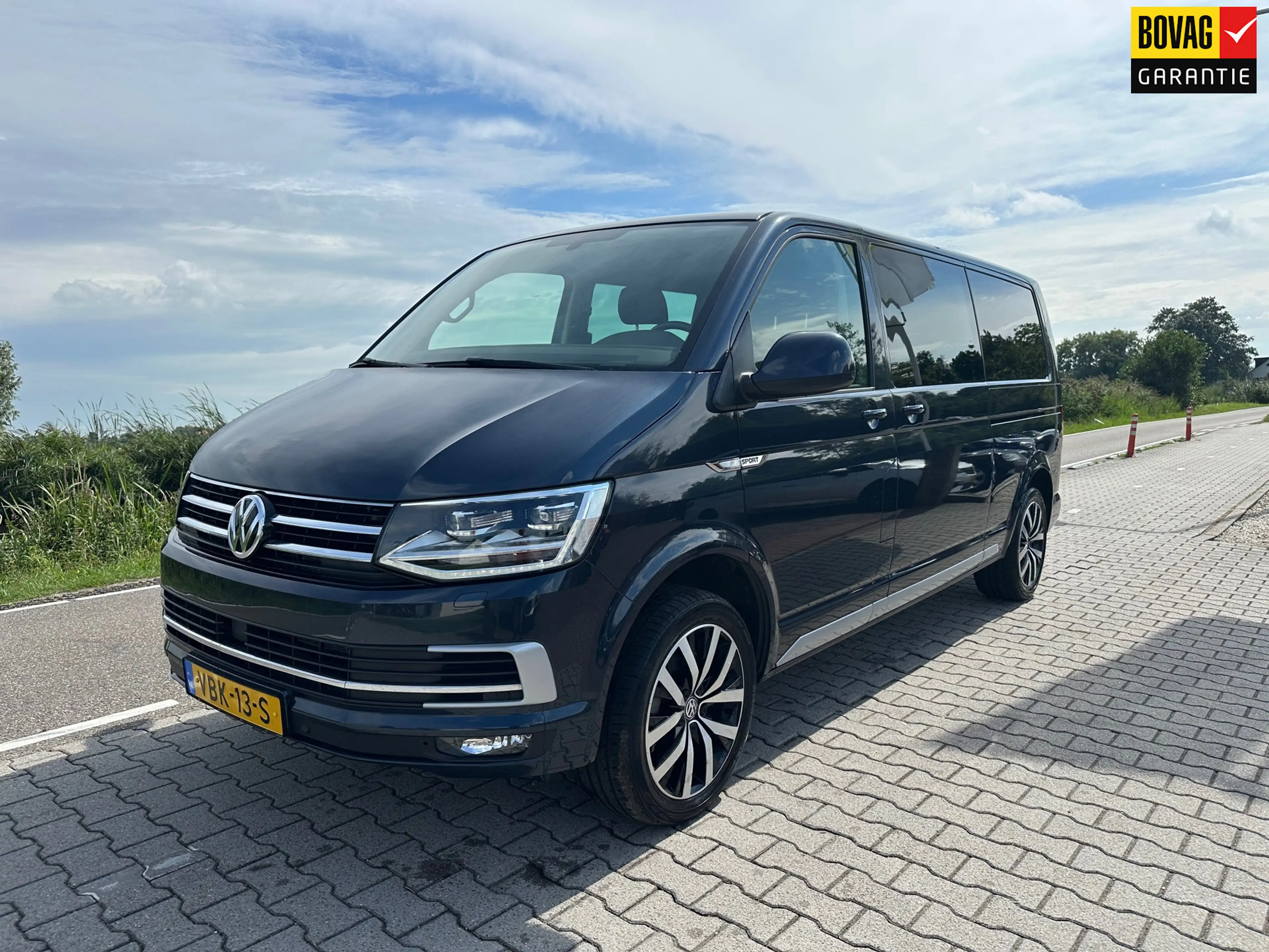 Volkswagen Transporter 2.0 TDI L2H1 DC Highline, 2x Schuifdeur, LED, Adap