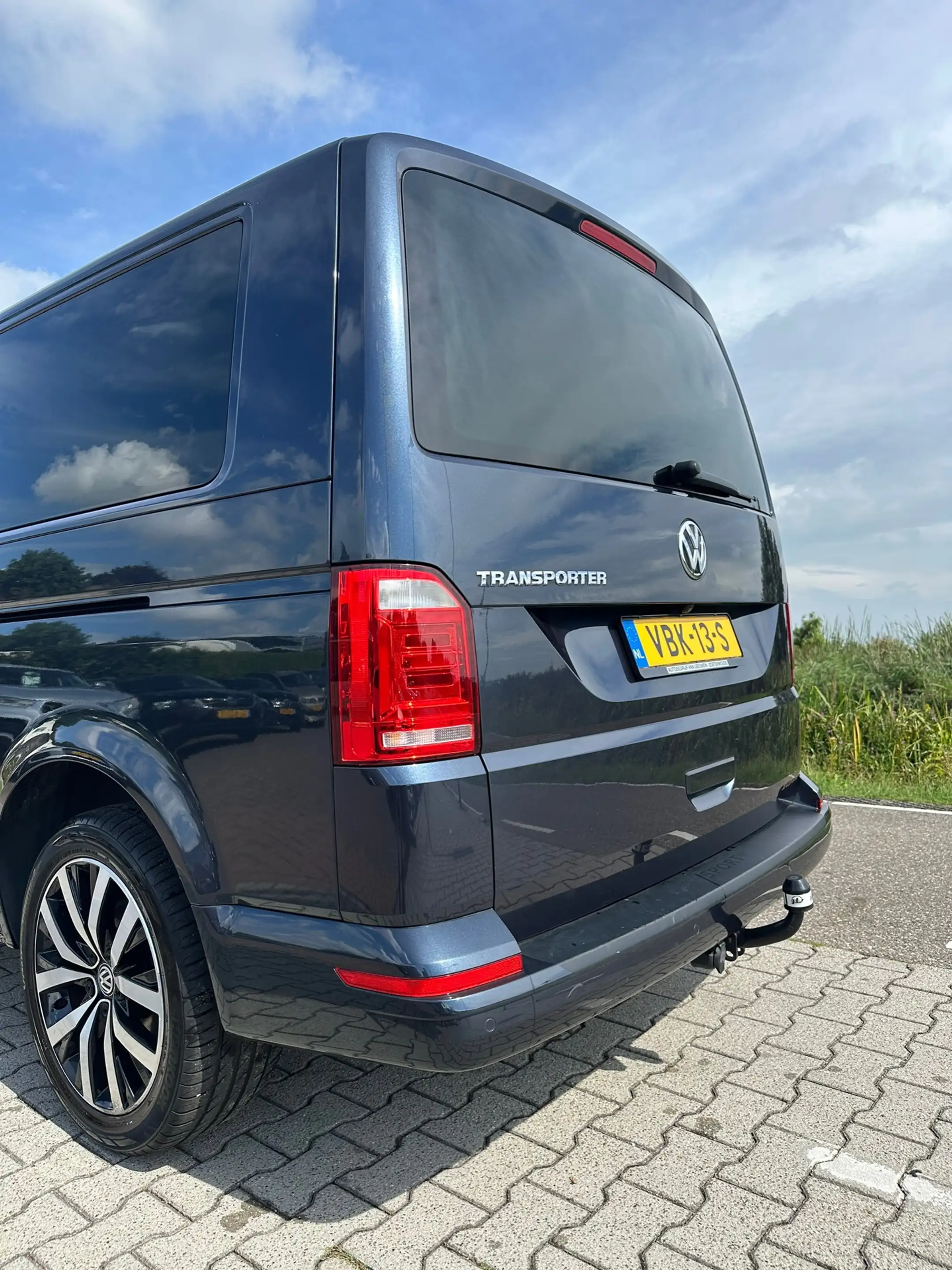 Volkswagen Transporter 2.0 TDI L2H1 DC Highline, 2x Schuifdeur, LED, Adap — photo 9