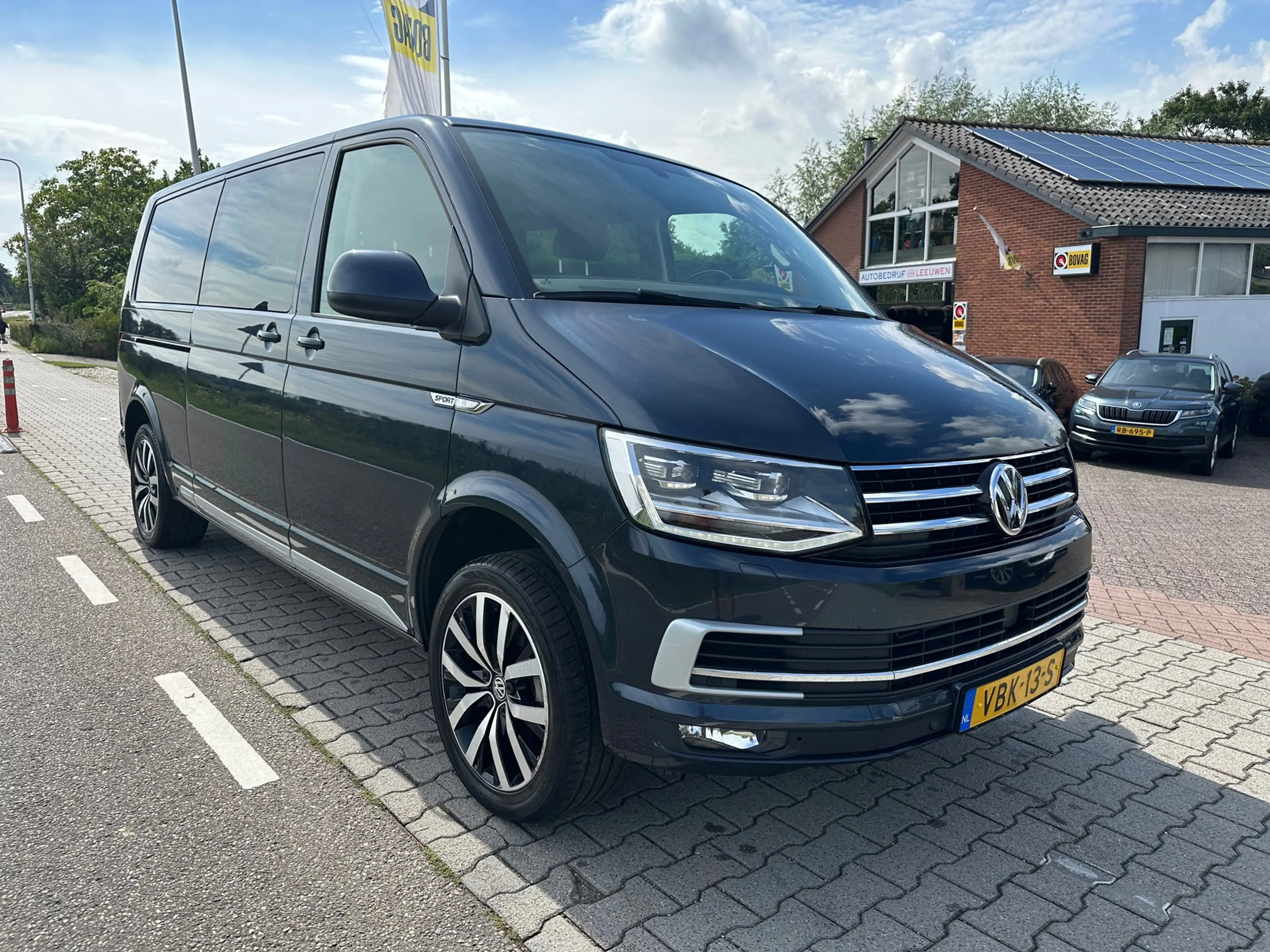 Volkswagen Transporter 2.0 TDI L2H1 DC Highline, 2x Schuifdeur, LED, Adap — photo 5