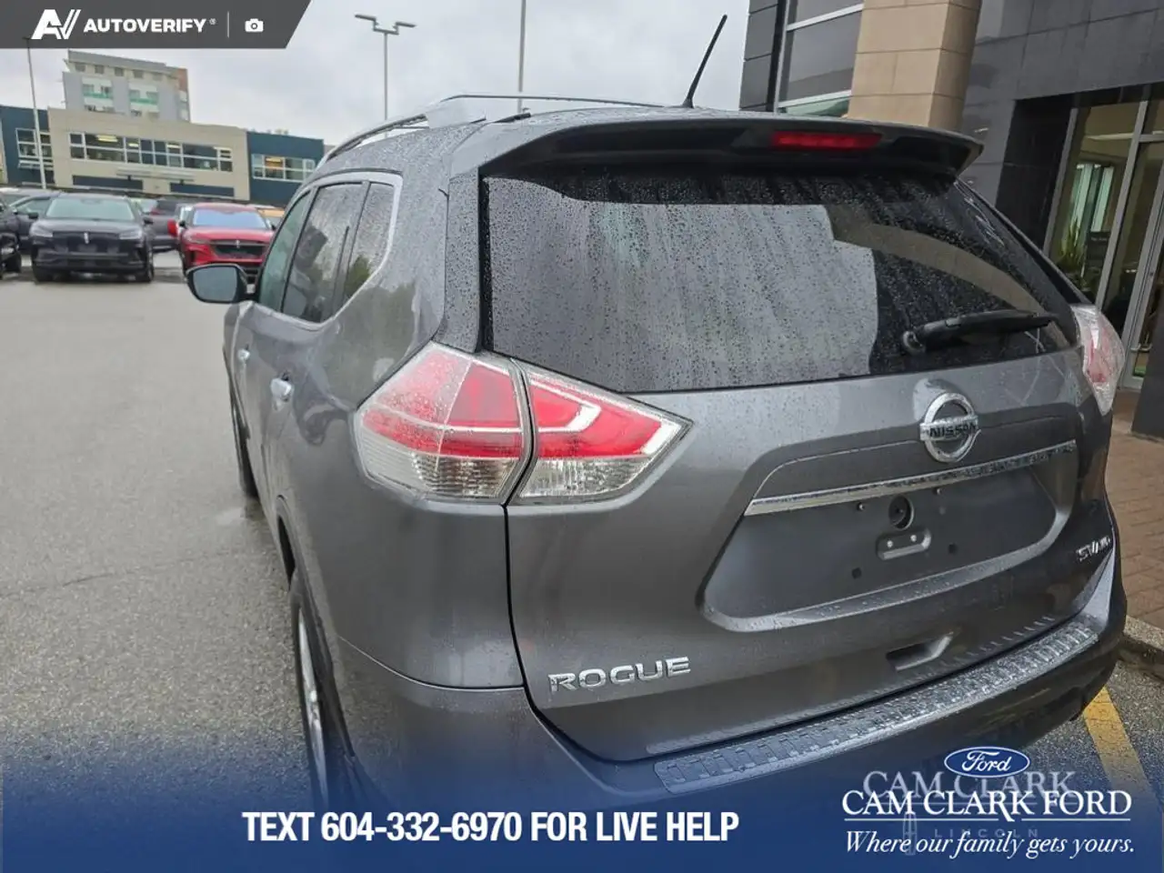 Nissan Rogue снимка Nissan Rogue