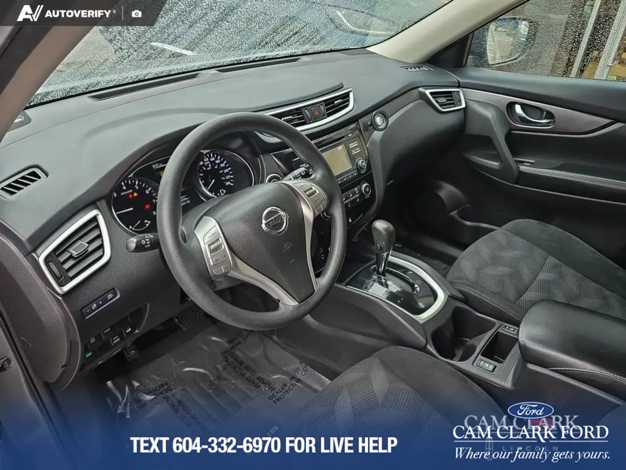 Nissan Rogue снимка Nissan Rogue