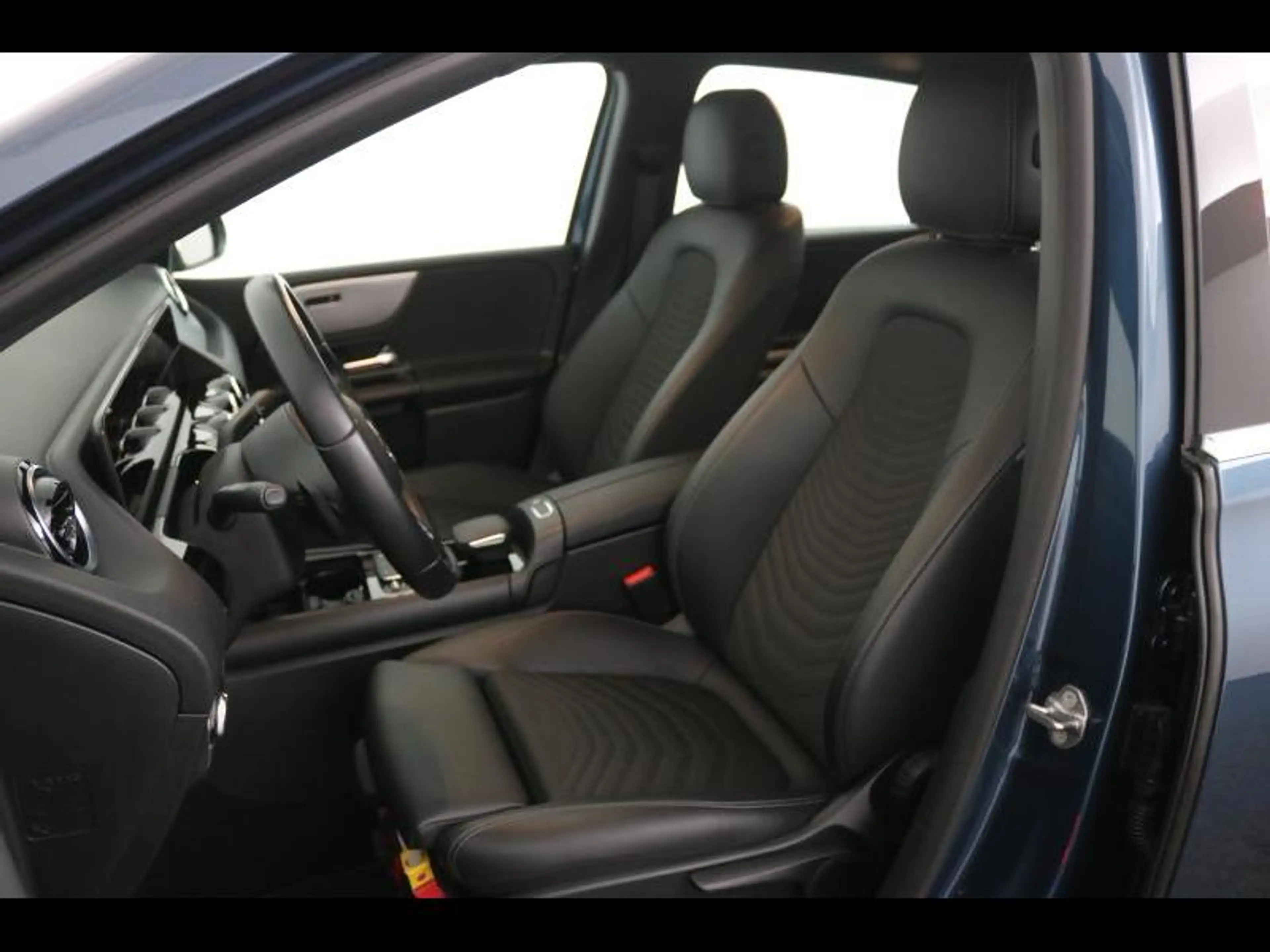 Mercedes-Benz B 250 B250e PHEV AUTOMAAT *CARPLAY*CAMERA+SENSOREN*DAB*G — photo 9