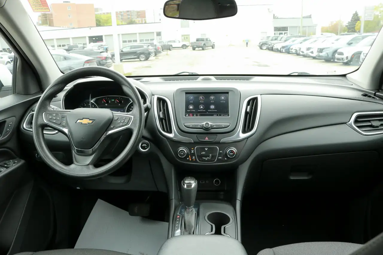 Chevrolet Equinox снимка Chevrolet Equinox