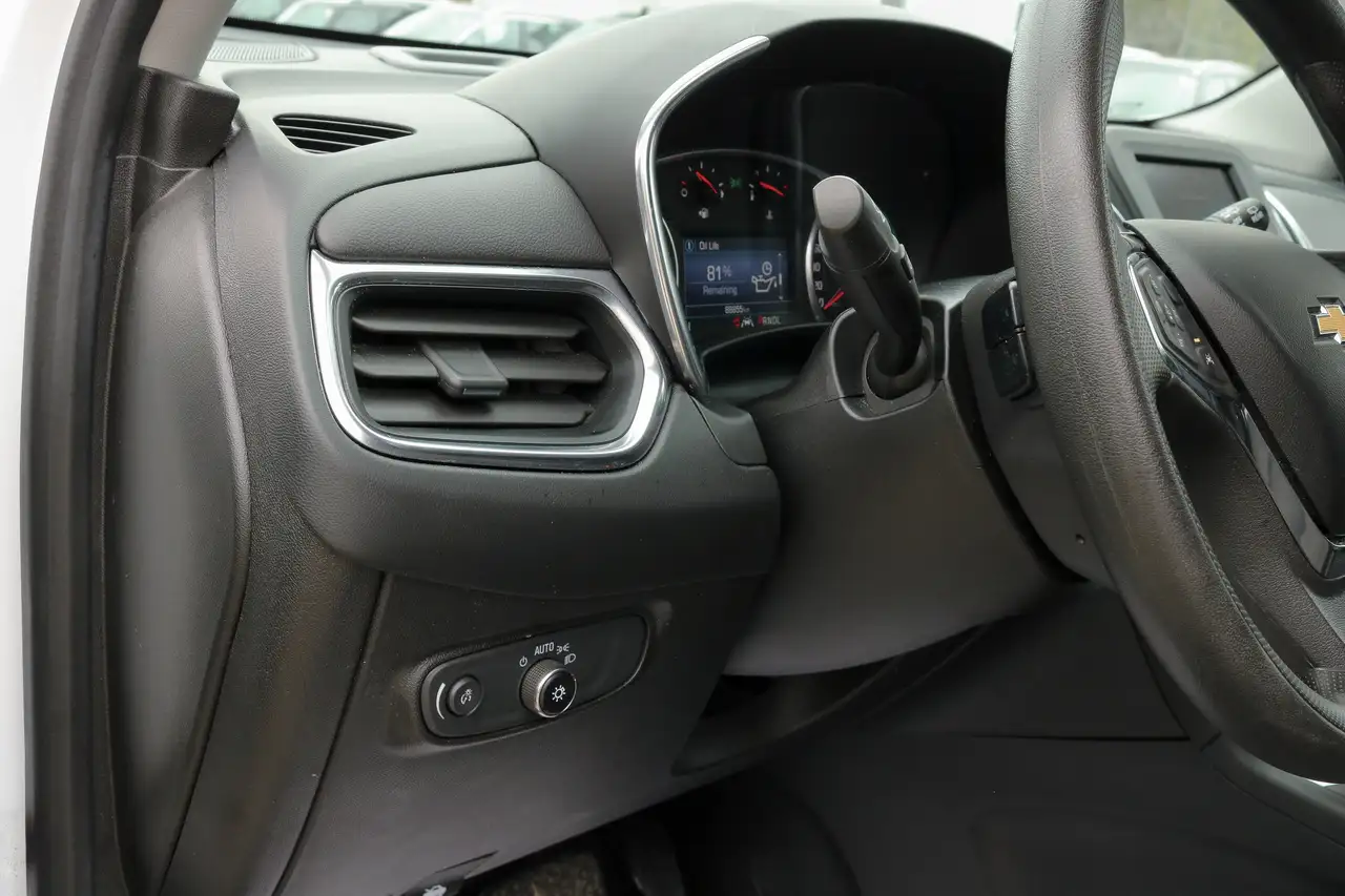 Chevrolet Equinox снимка Chevrolet Equinox