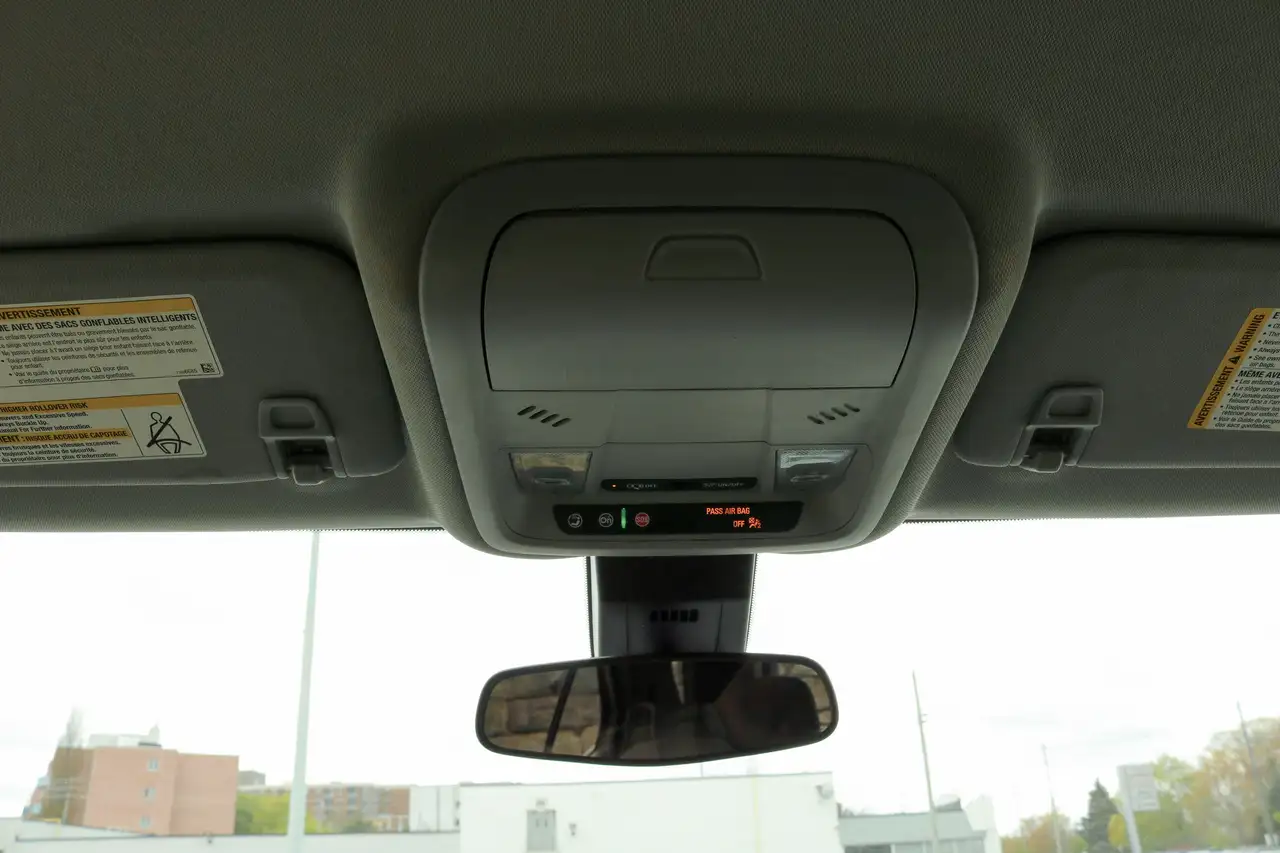 Chevrolet Equinox снимка Chevrolet Equinox