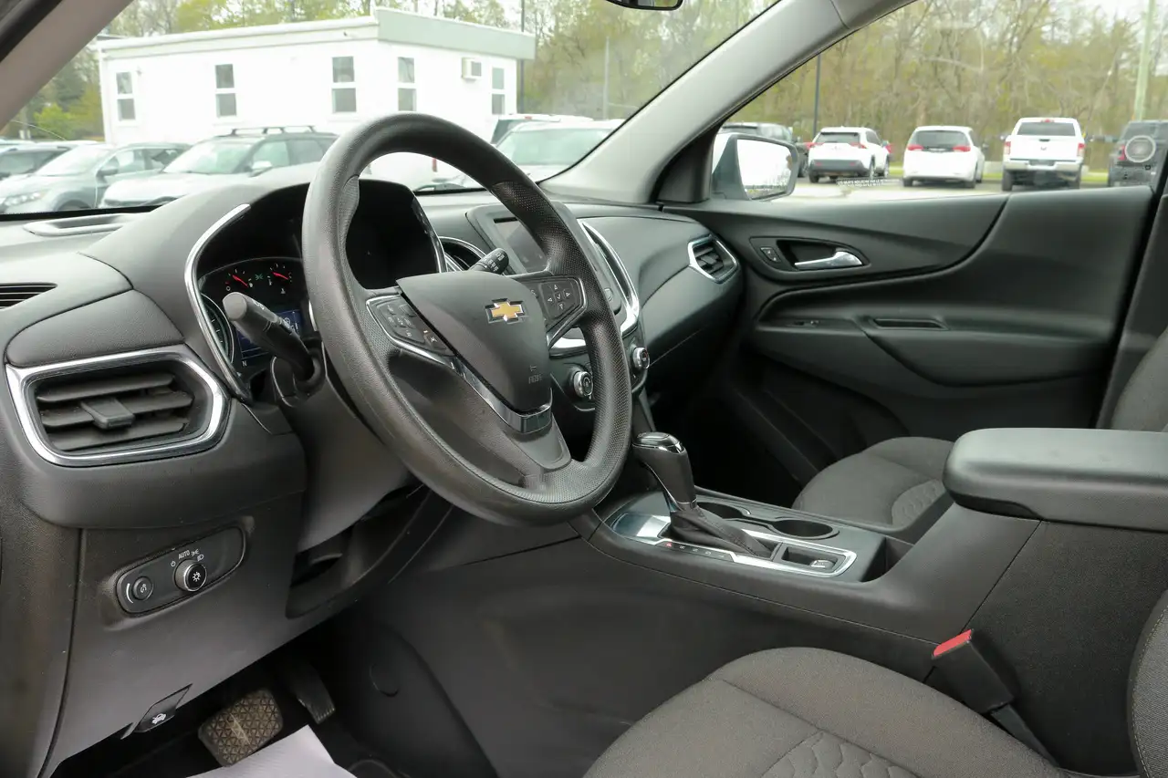 Chevrolet Equinox снимка Chevrolet Equinox