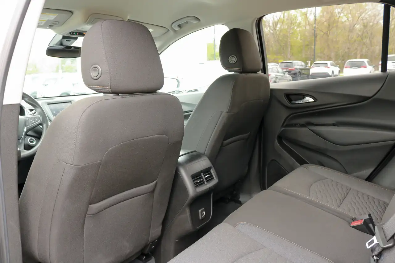 Chevrolet Equinox снимка Chevrolet Equinox