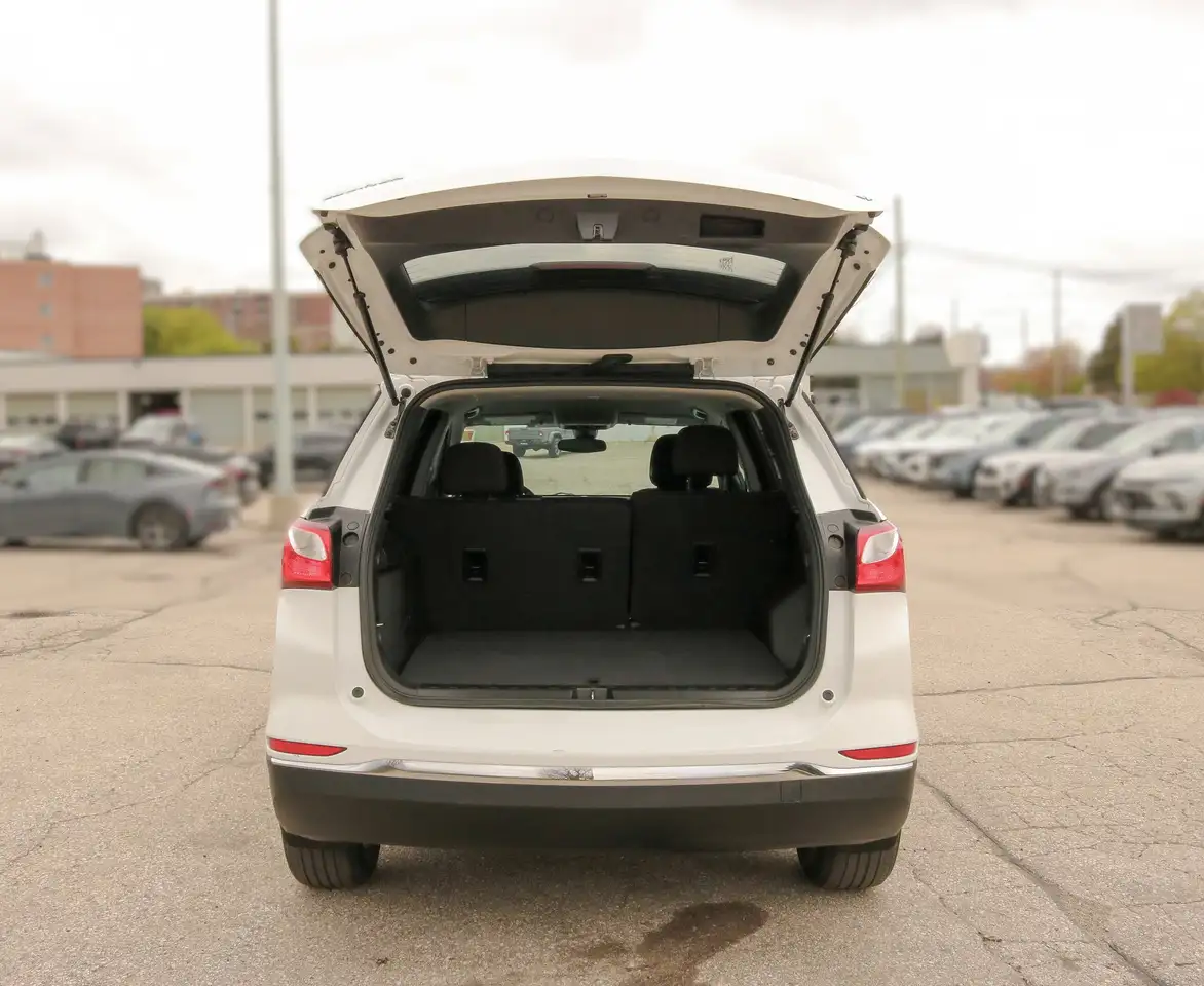 Chevrolet Equinox снимка Chevrolet Equinox