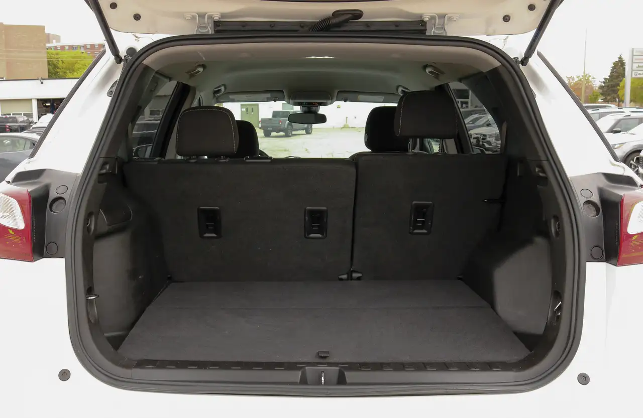 Chevrolet Equinox снимка Chevrolet Equinox