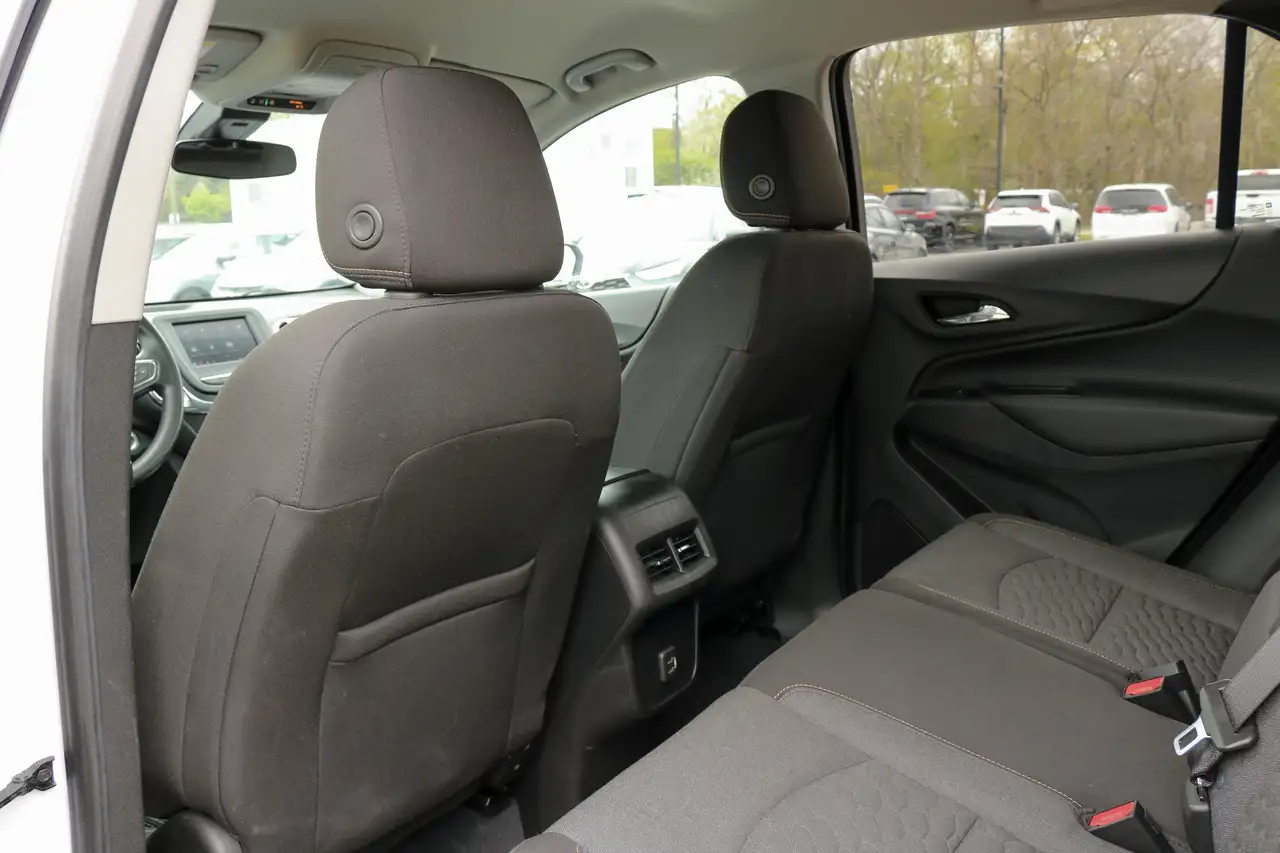 Chevrolet Equinox снимка Chevrolet Equinox