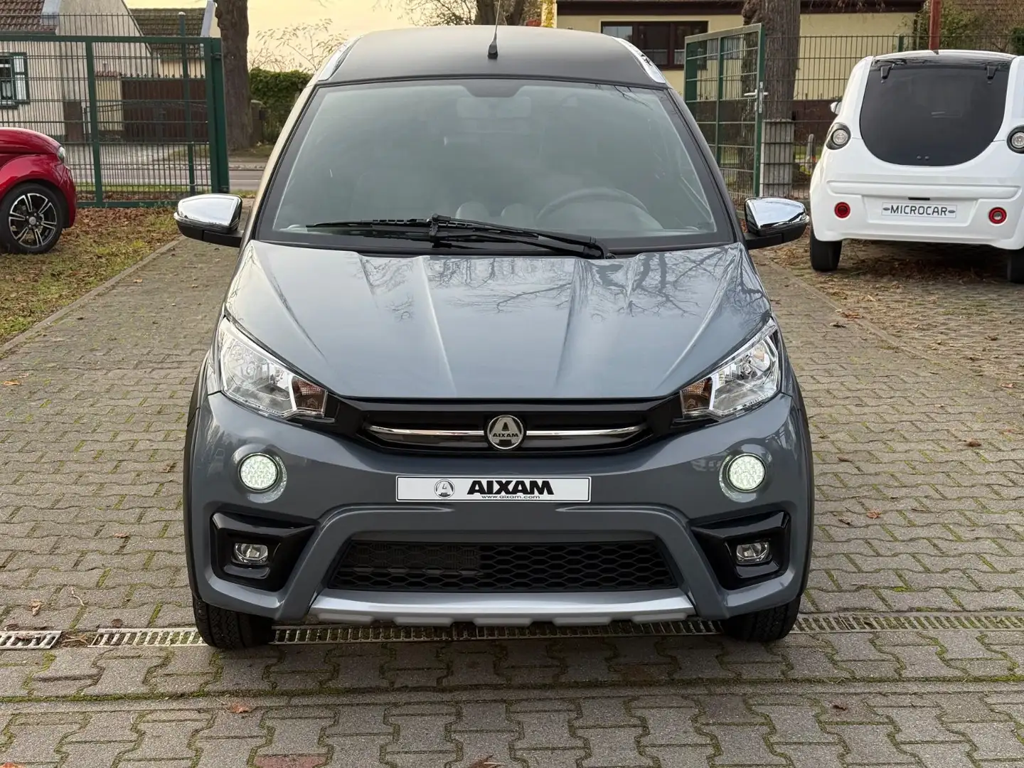 Aixam Crossover Mopedauto L6e 45km/h Grau - 2