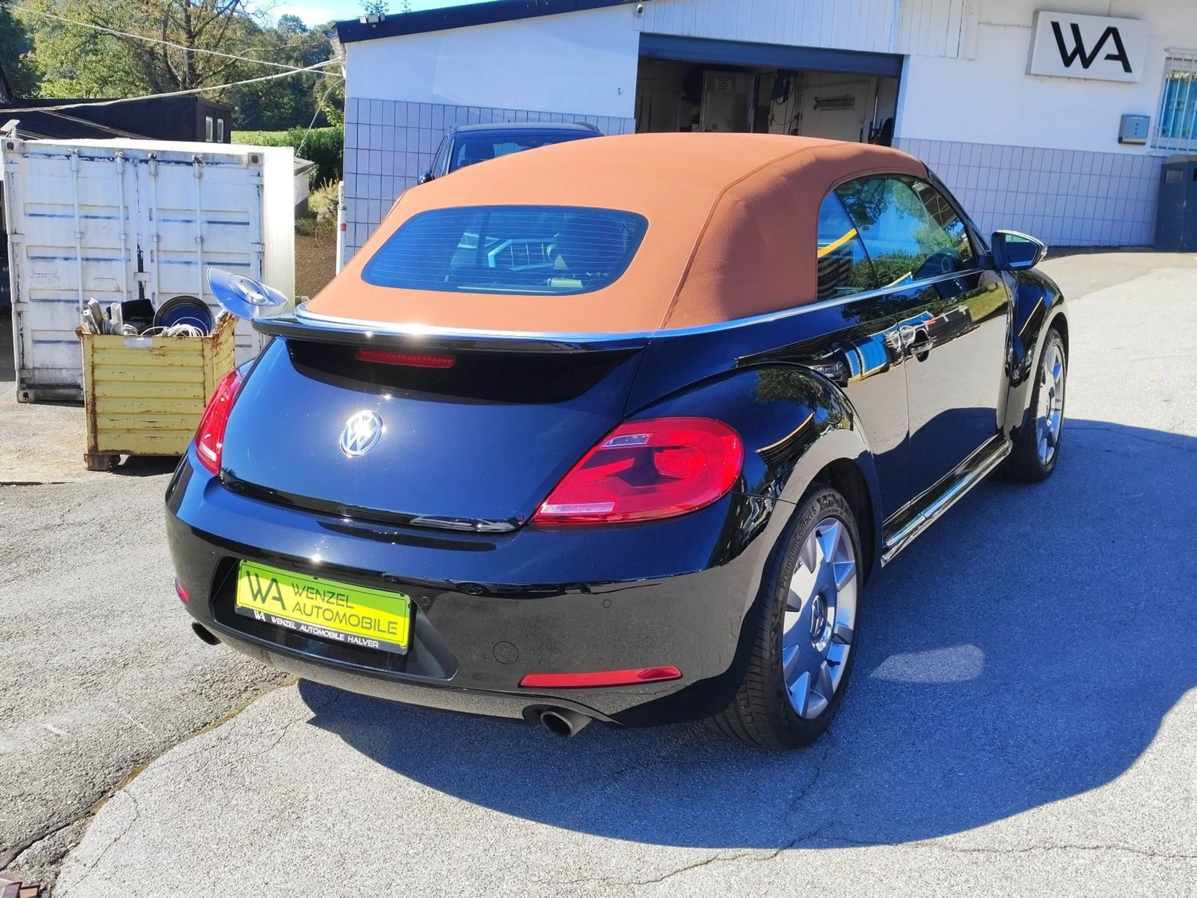 Volkswagen Beetle Cabriolet 2.0TSI Karmann Sport *ALCANTARA — photo 8