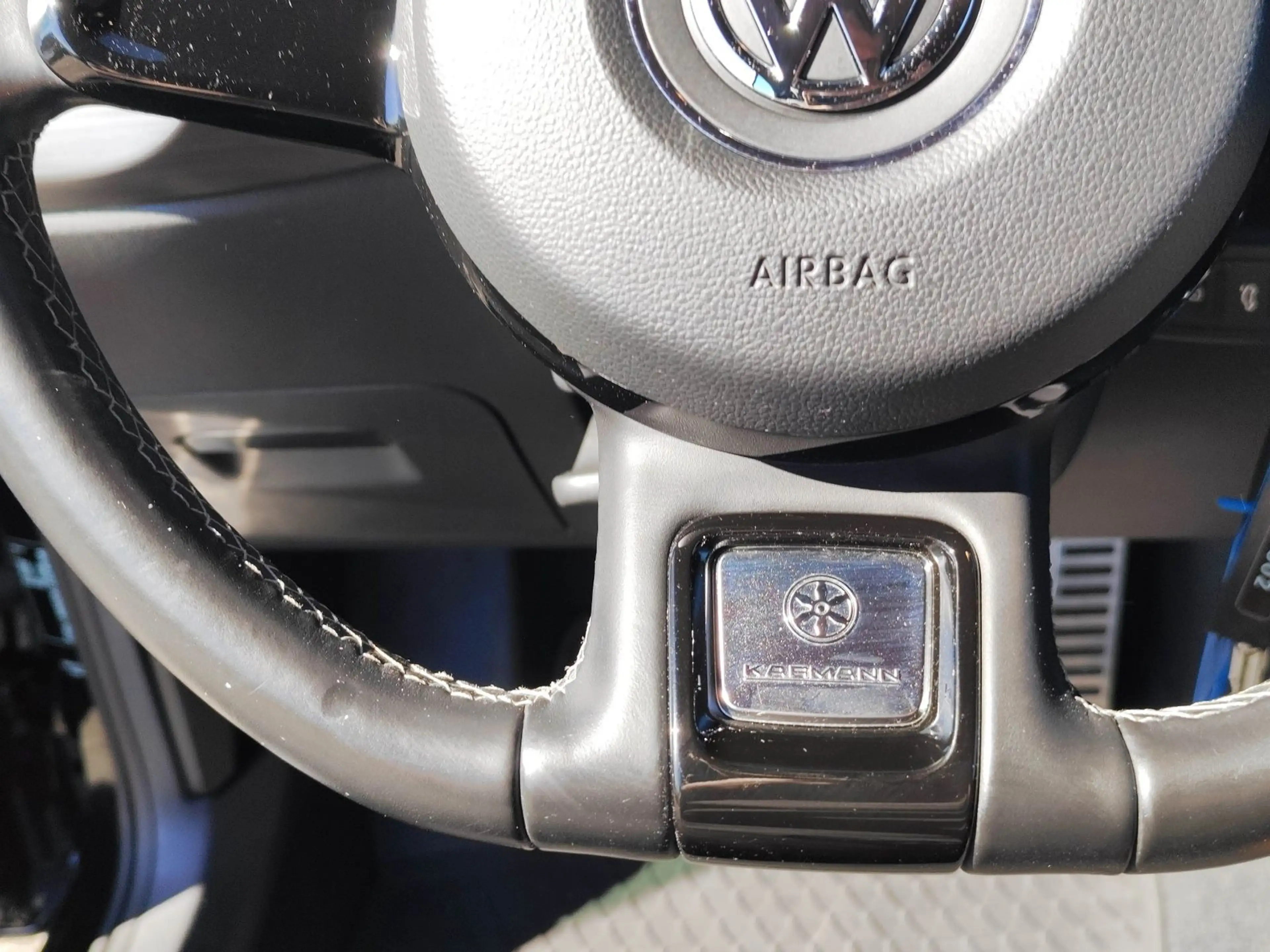 Volkswagen Beetle Cabriolet 2.0TSI Karmann Sport *ALCANTARA — photo 14