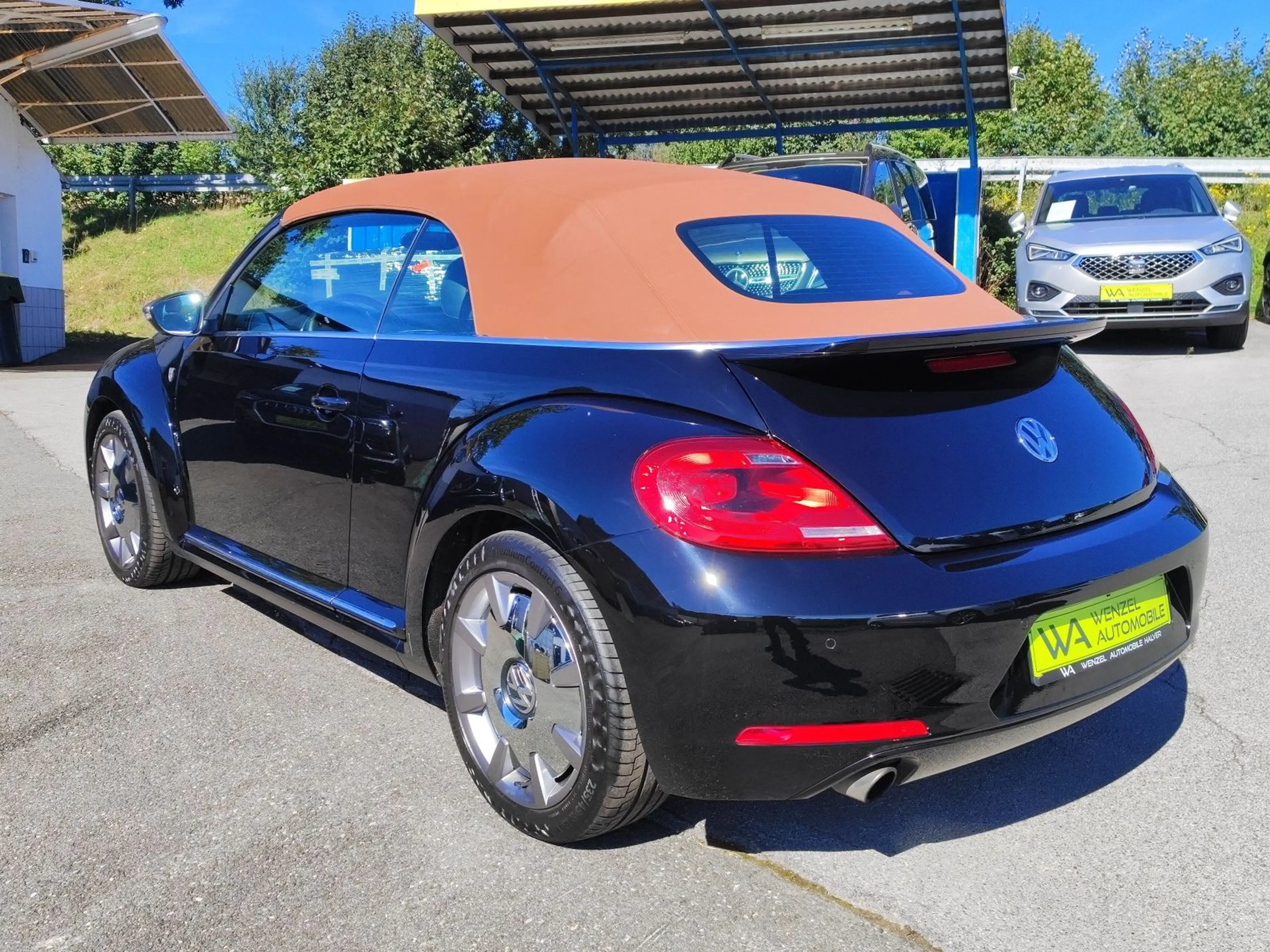 Volkswagen Beetle Cabriolet 2.0TSI Karmann Sport *ALCANTARA — photo 6