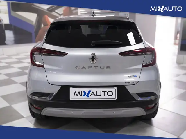 Renault Captur view 4