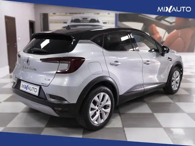 Renault Captur view 5