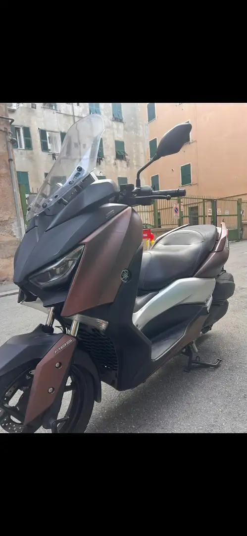 Yamaha X-Max 300 abs Marrone - 1