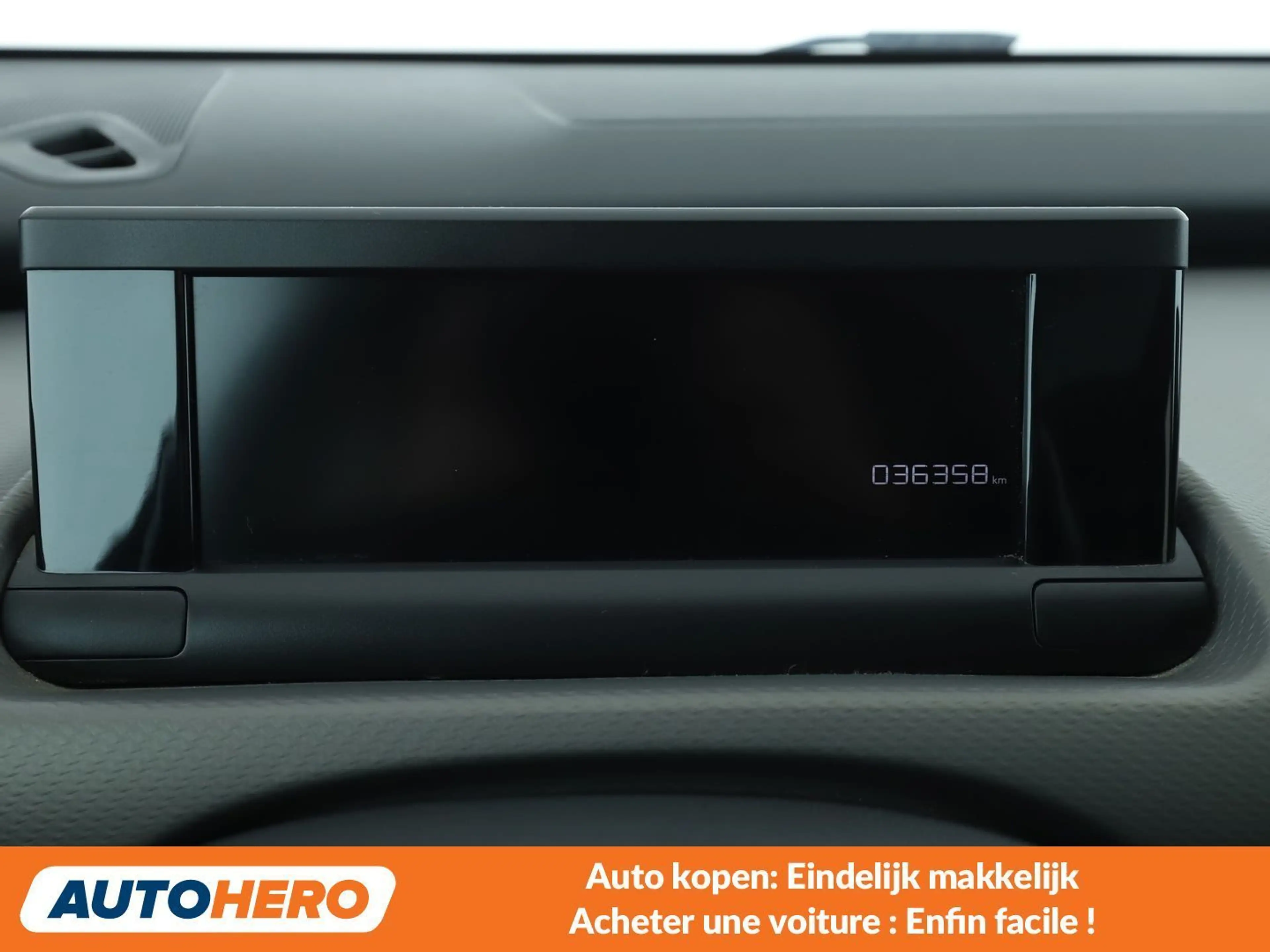 Citroen C4 Cactus 1.2 e-THP Shine — photo 6