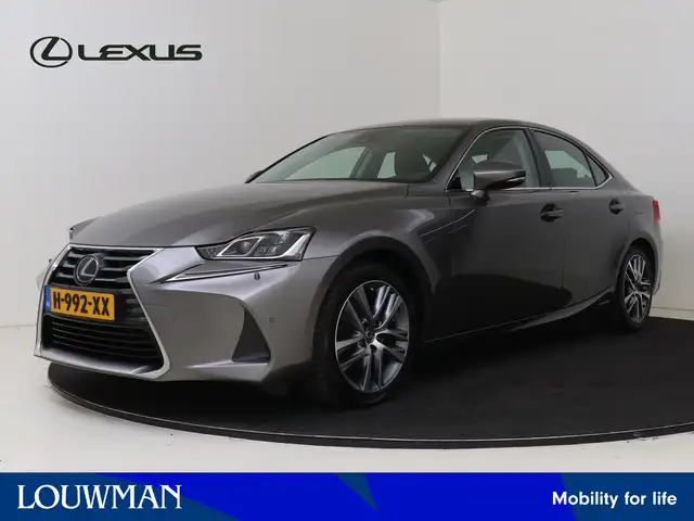 Lexus IS 300 300h Hybrid Business Line Pro | Premium Navigatie