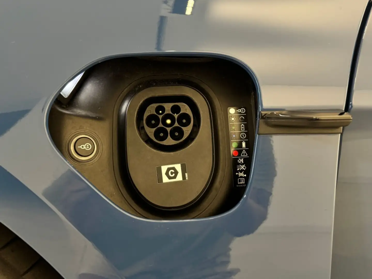 Porsche Taycan GTS Sport Turismo Azul - 2