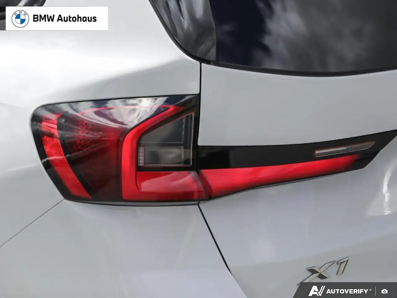 BMW X1 photo BMW X1