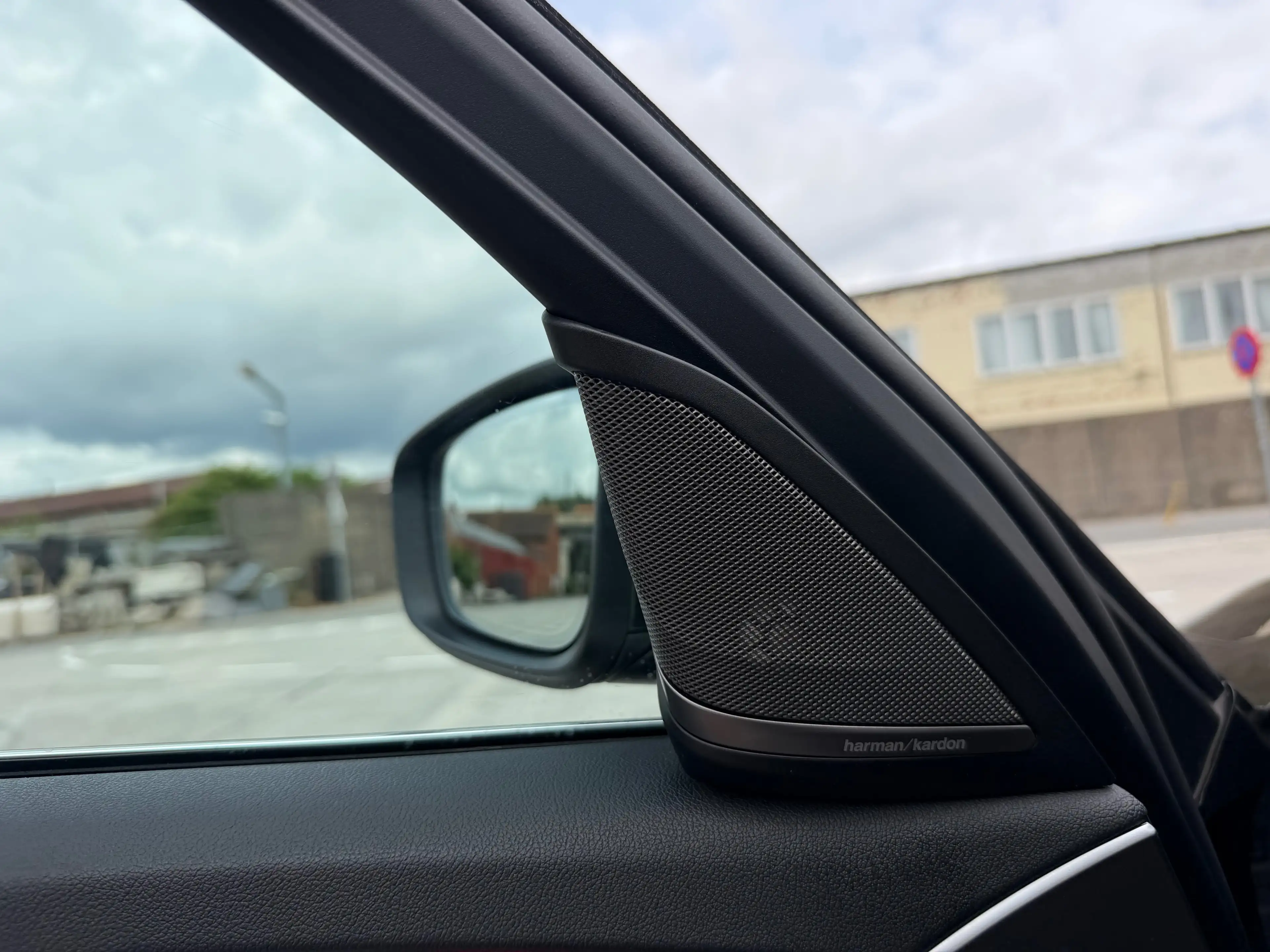 BMW 518 dA Touring AdBlue Harman/Kardon — photo 12