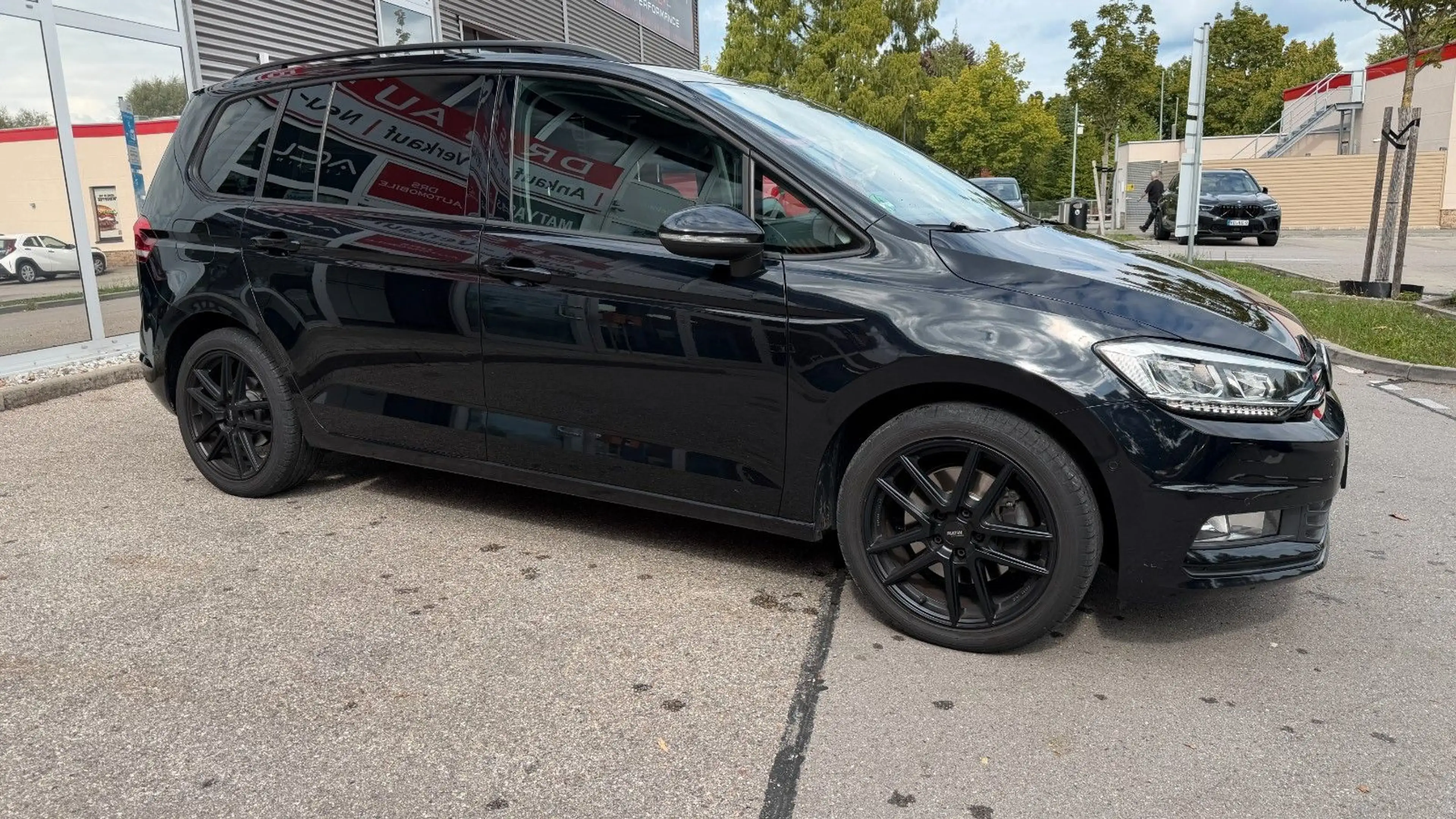 Volkswagen Touran Comfline BMT/Start-Stop/Navi/ 7 Sitze — photo 10