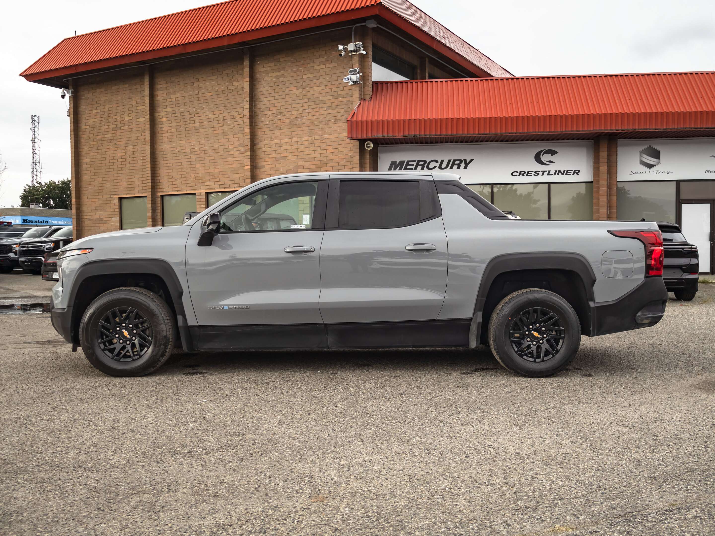 2025 Chevrolet Silverado EV Extended Range WT Convenience | Keyless Entry | La — снимка 1