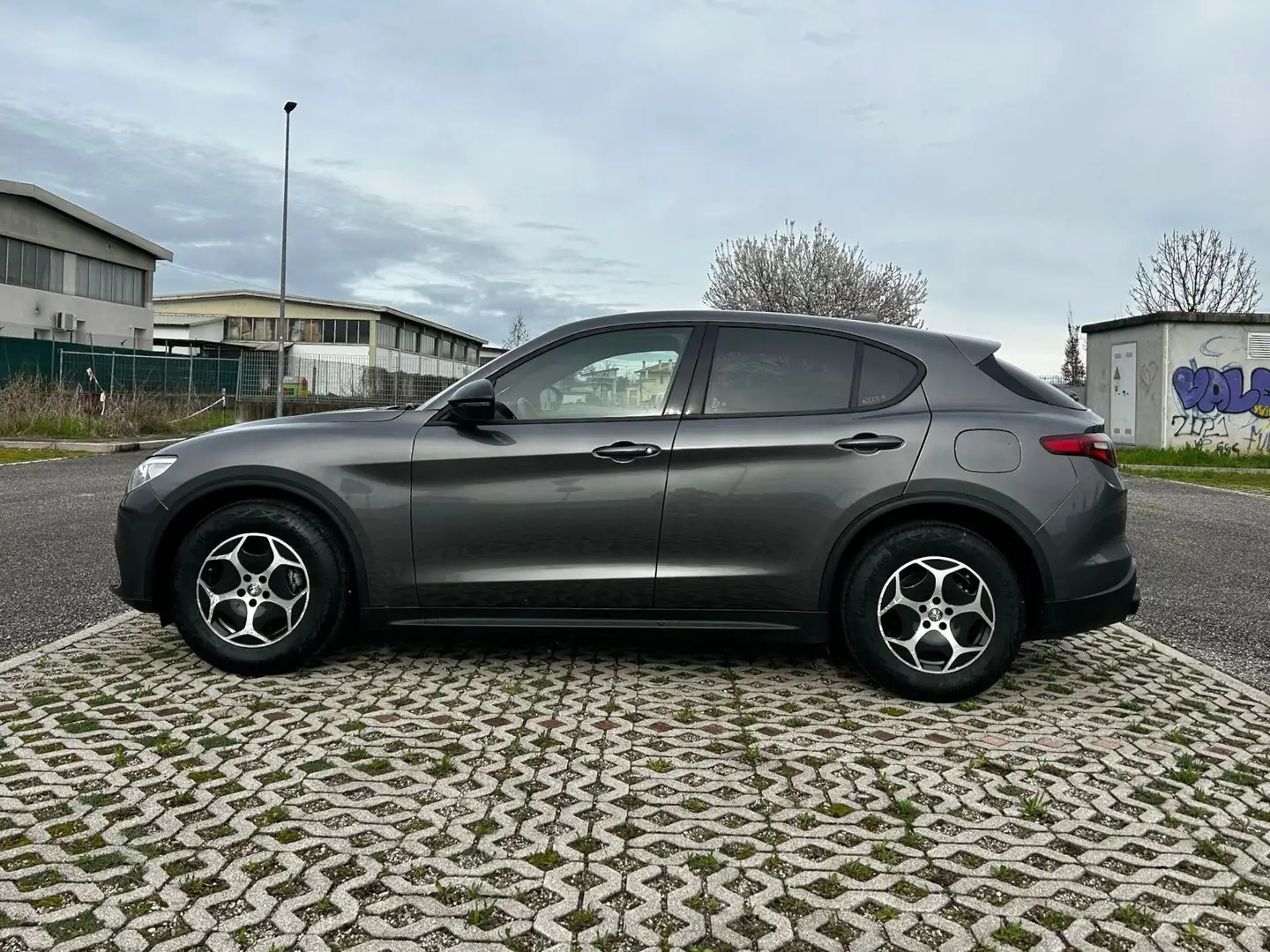 Alfa Romeo Stelvio 2.2 t Super Business rwd 160cv auto Grigio - 2