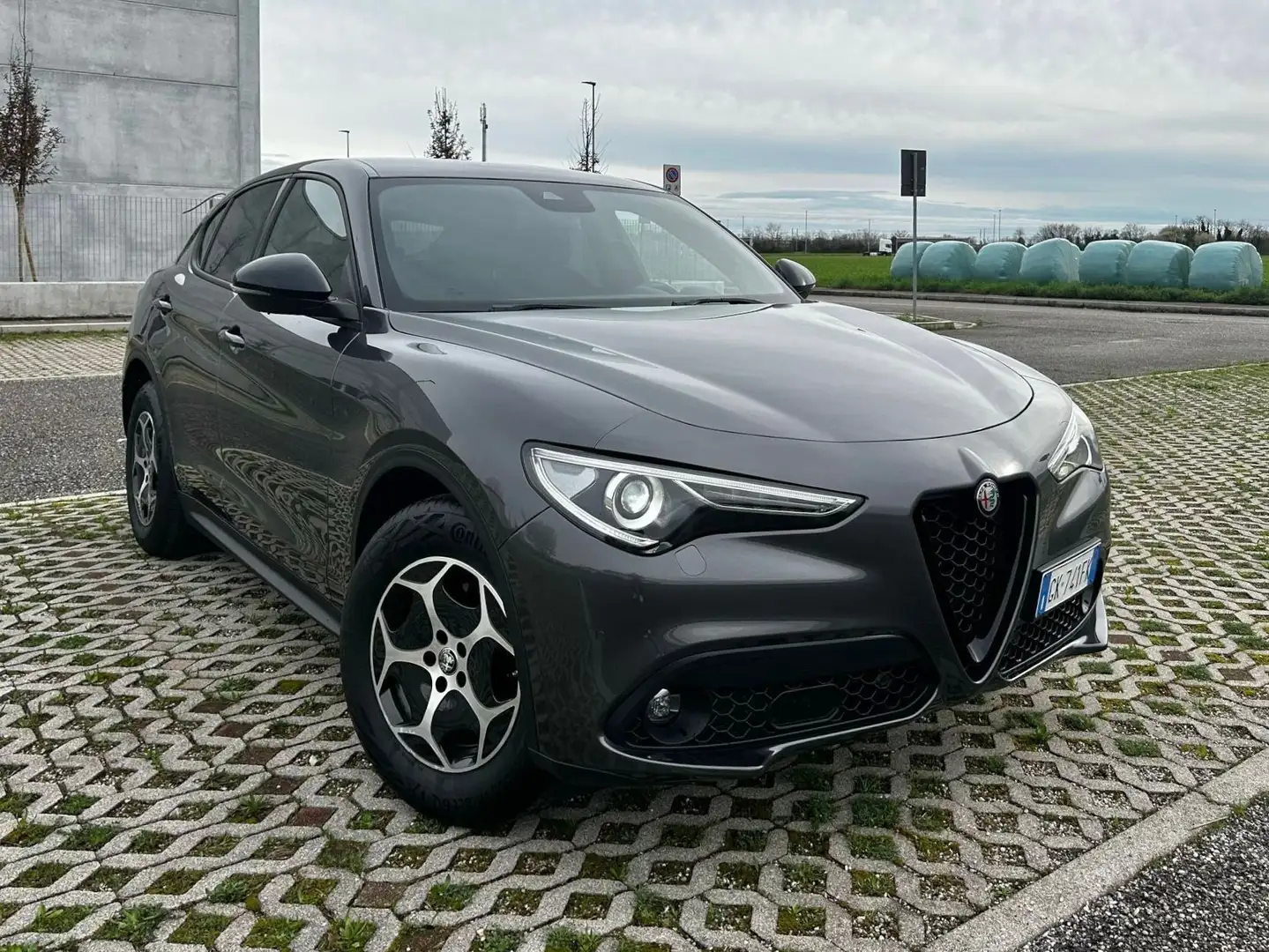 Alfa Romeo Stelvio 2.2 t Super Business rwd 160cv auto Grigio - 1