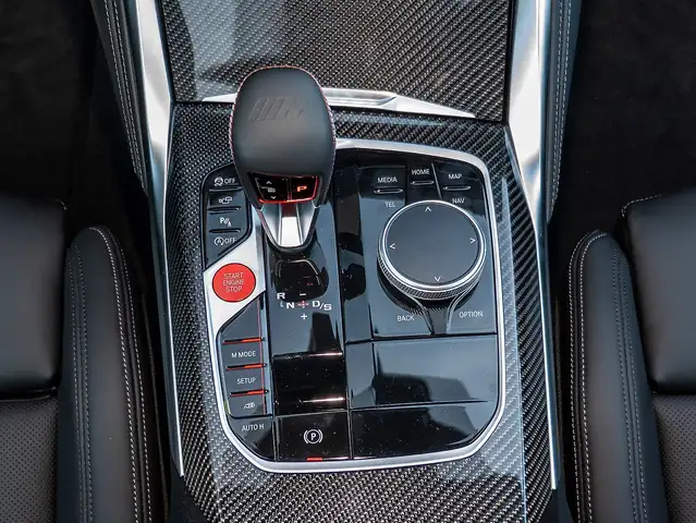 BMW M4 view 9