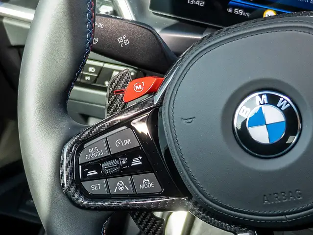 BMW M4 view 13