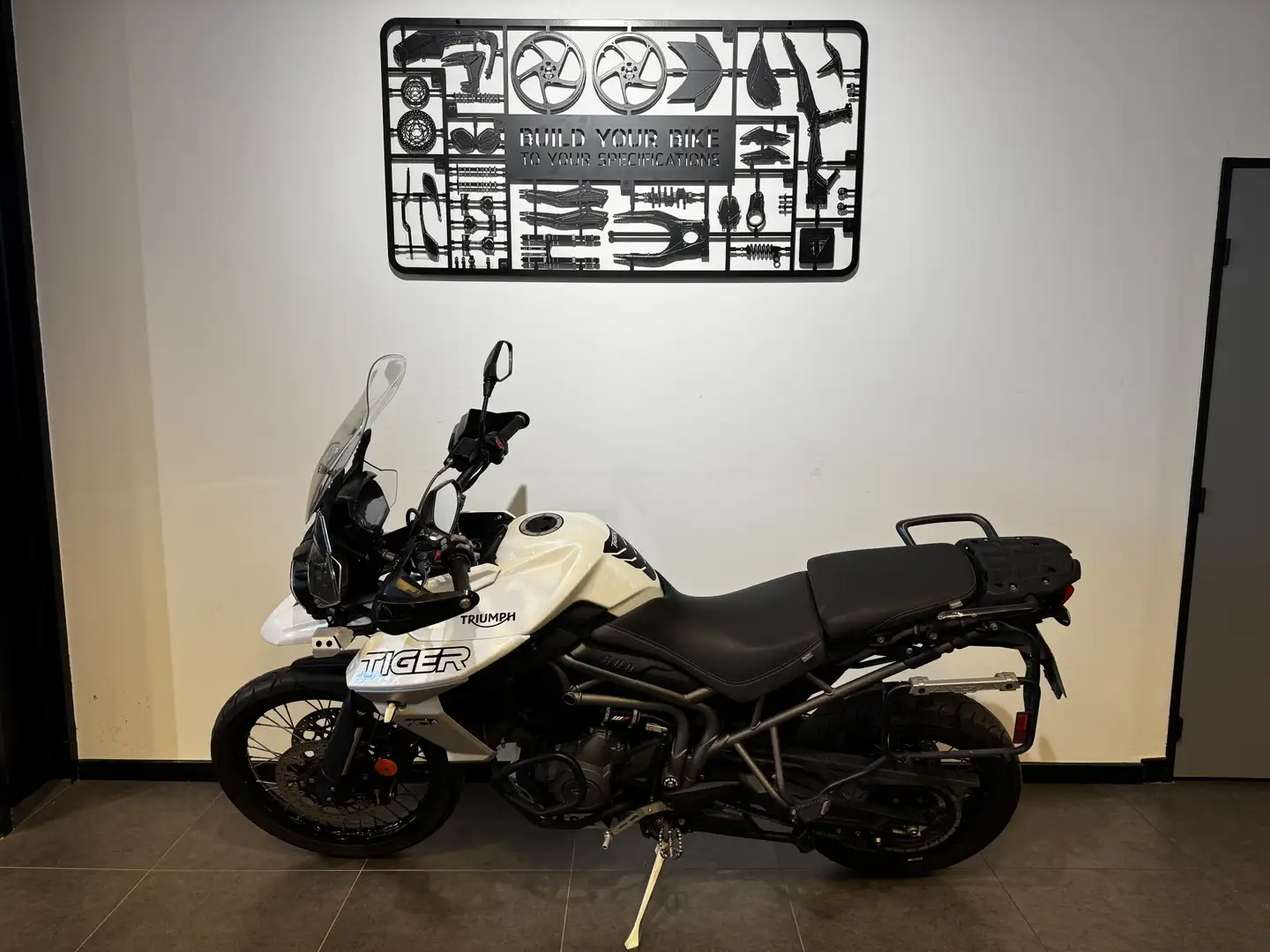 Triumph Tiger 800 Blanco - 2