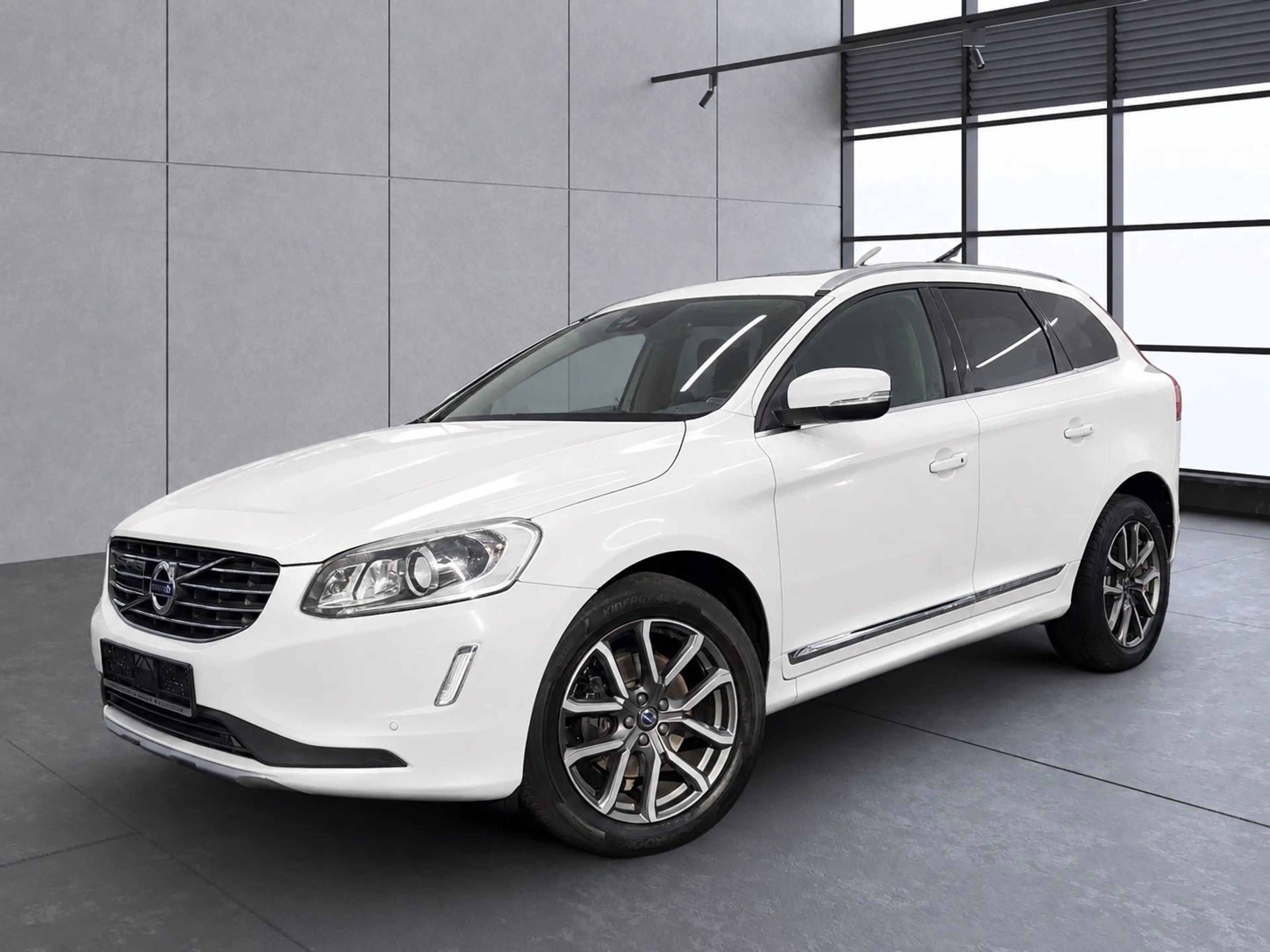 Volvo XC60 D5 AWD Summum, Leder, Navi, Panorama, ACC — photo 7