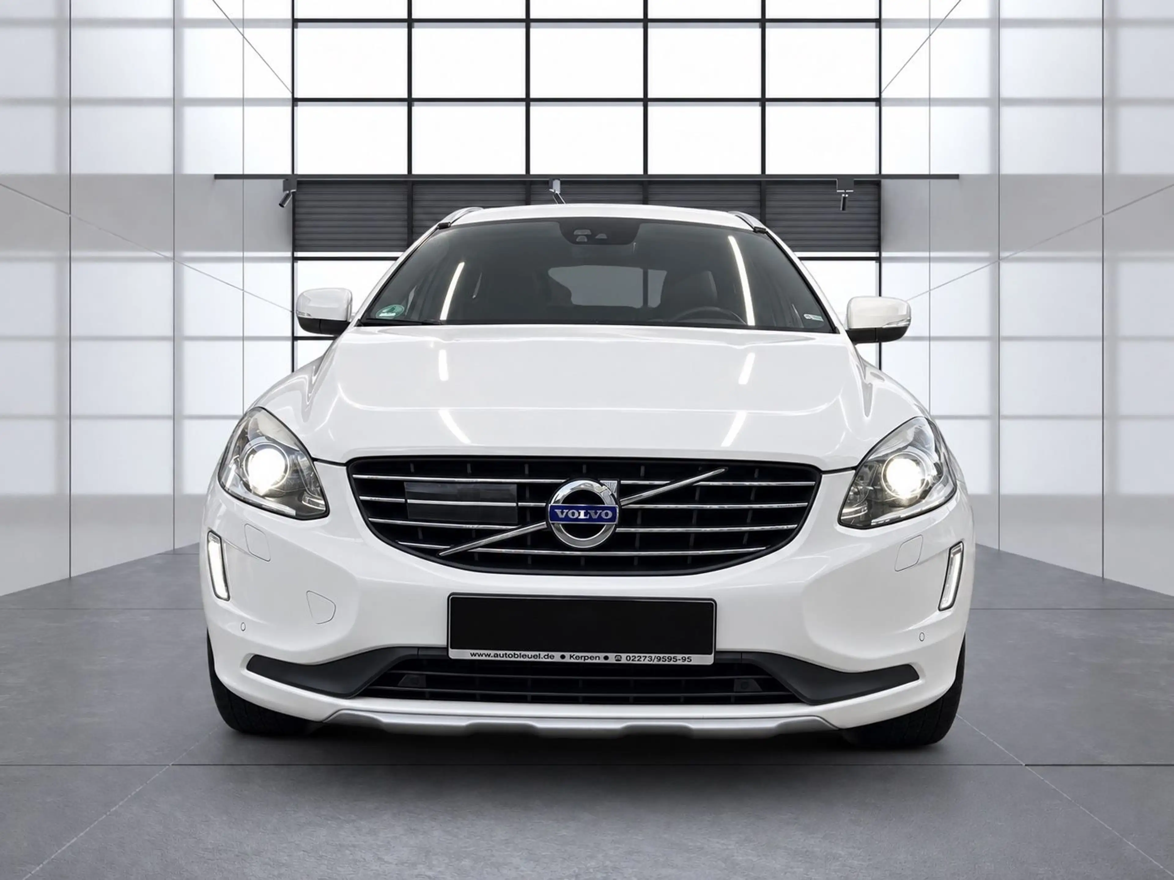 Volvo XC60 D5 AWD Summum, Leder, Navi, Panorama, ACC — photo 8