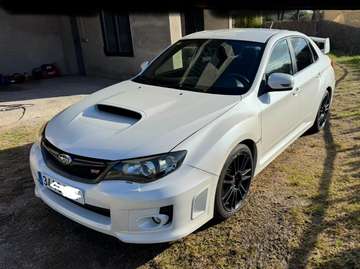 WRX STI Sedán