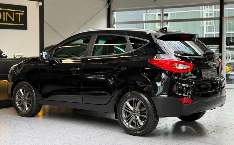 Hyundai iX35 Finale AWD 2.0 CRDi/Standheizung/Navi/BT — photo 7