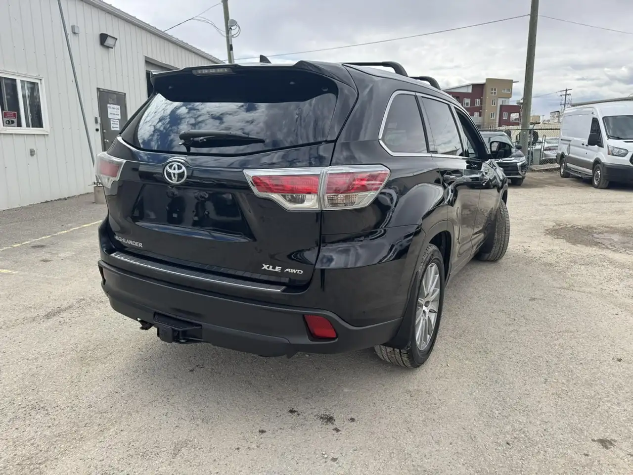 Toyota Highlander снимка Toyota Highlander