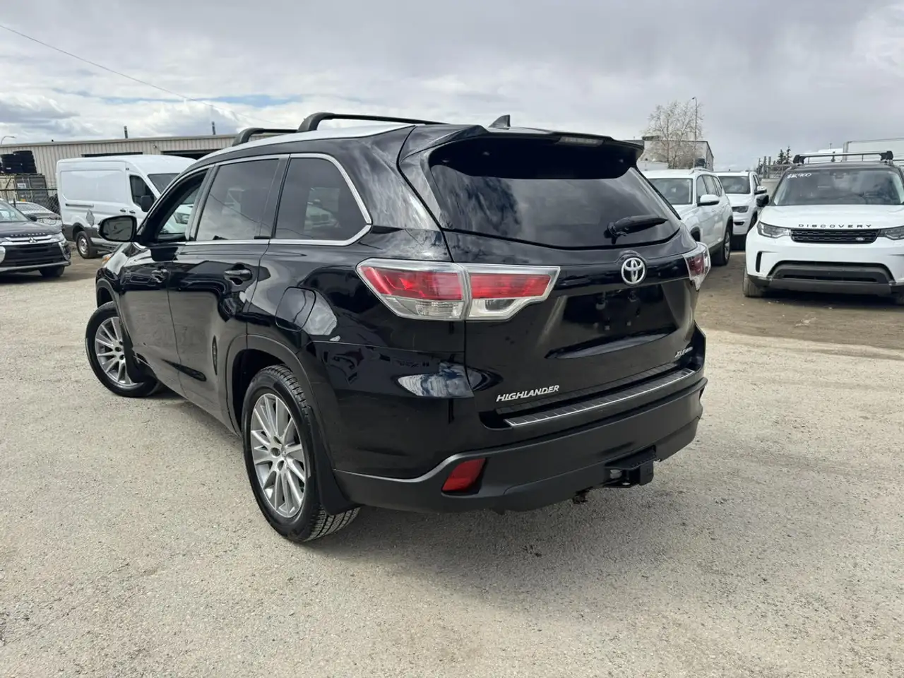 Toyota Highlander снимка Toyota Highlander