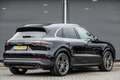 Porsche Cayenne E-Hybrid 3.0 462Pk 8-Aut. | Luchtvering | Panorama Zwart - thumbnail 2