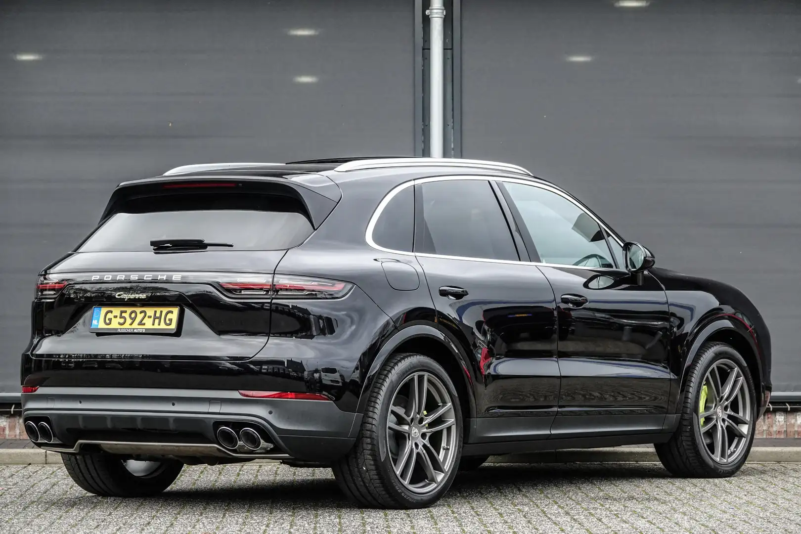 Porsche Cayenne E-Hybrid 3.0 462Pk 8-Aut. | Luchtvering | Panorama Nero - 2