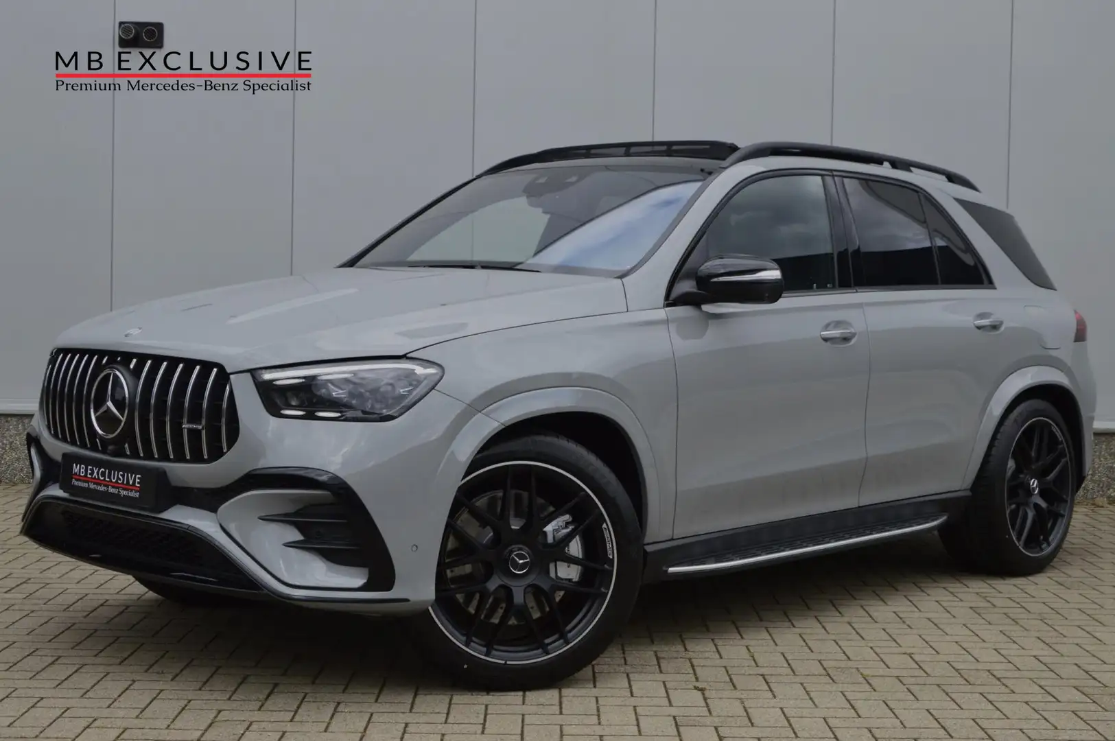 Mercedes-Benz GLE 400 400e Night Facelift AUT9 2023 Grijs - 1