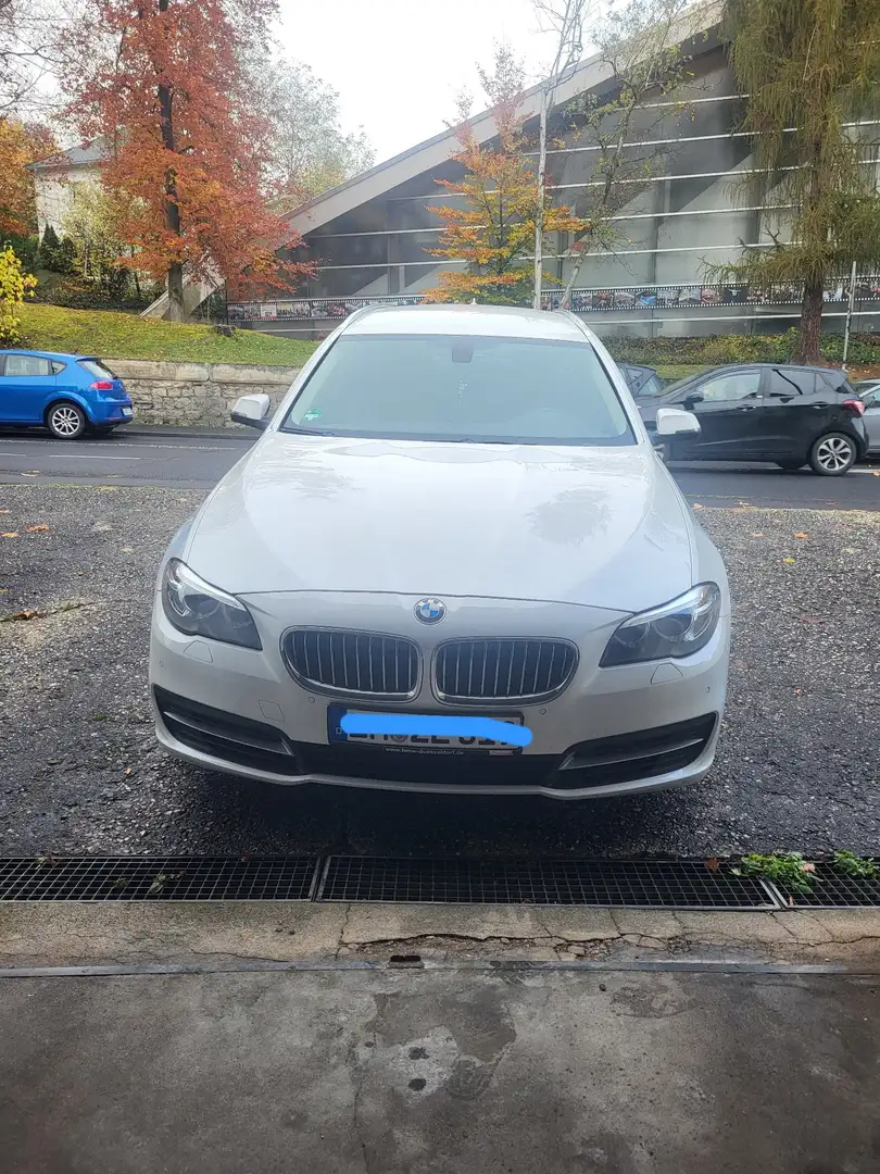 BMW 520 520d Touring Aut. Luxury Line - 1