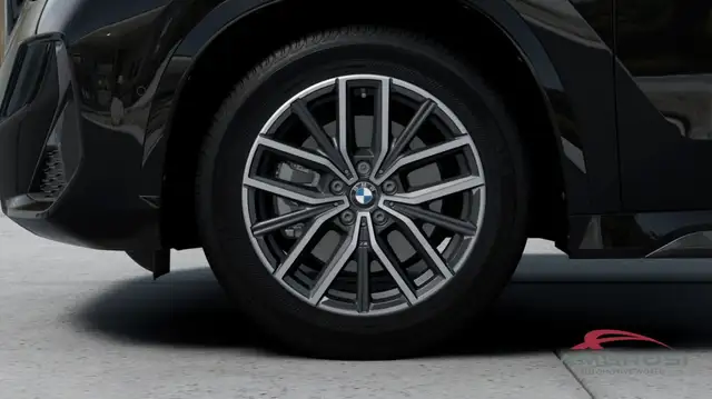BMW X1 view 8