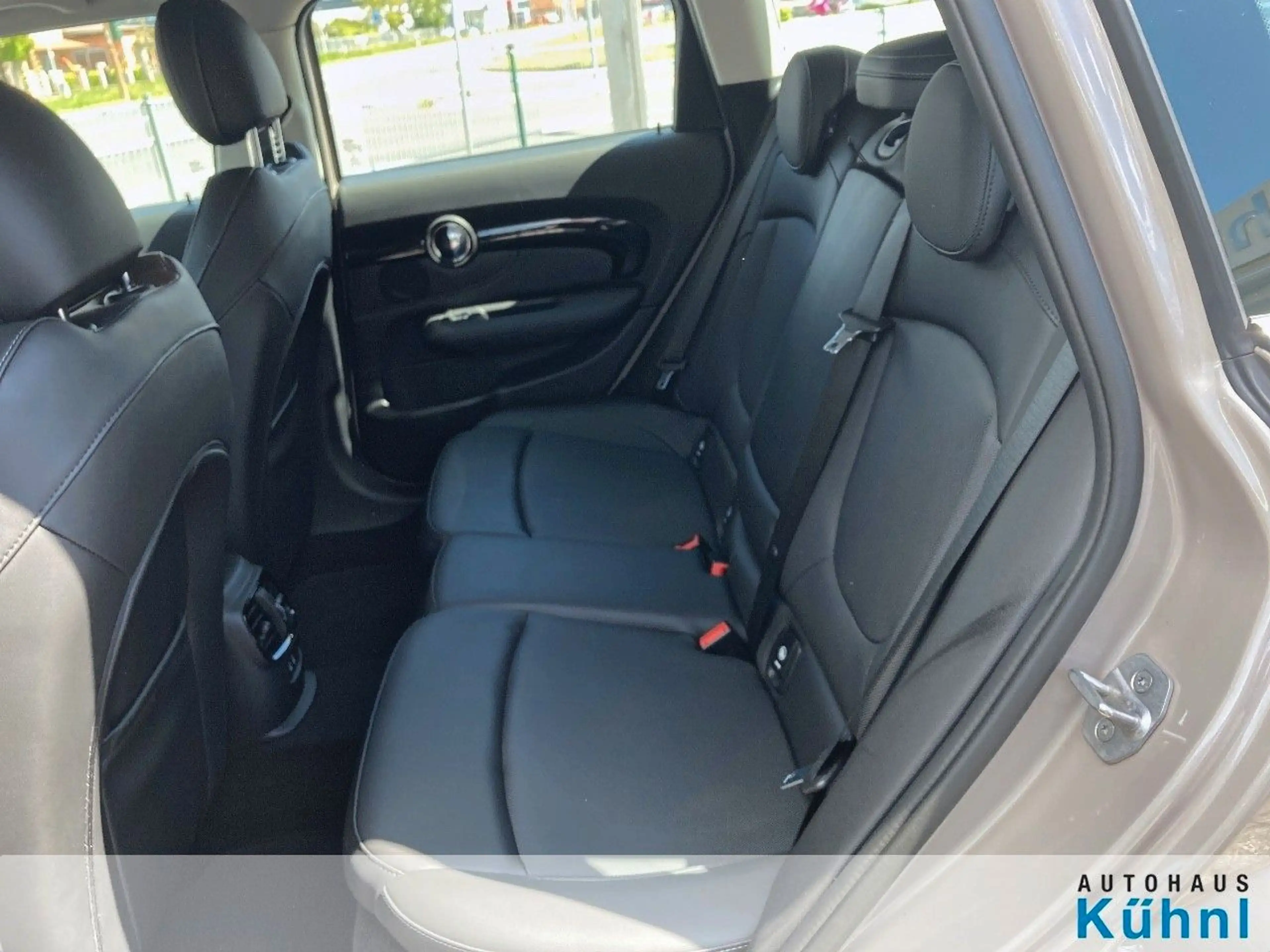 MINI Cooper S Clubman Classic Trim/NAVI/LED/AHK/DAB — photo 9