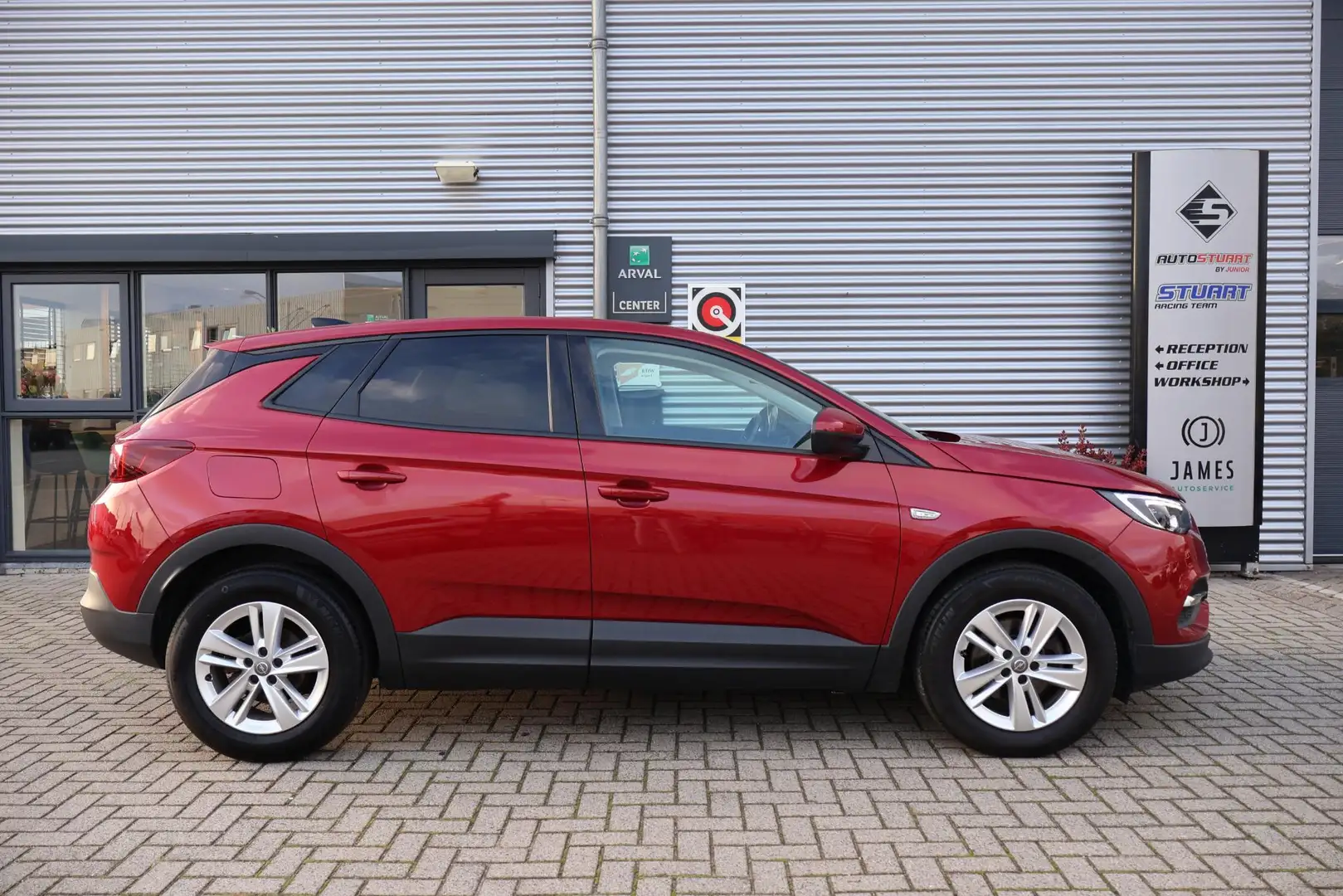 Opel Grandland X 1.2 Business Edition 2e Eigenaar | NL-Auto | Volle Rouge - 2