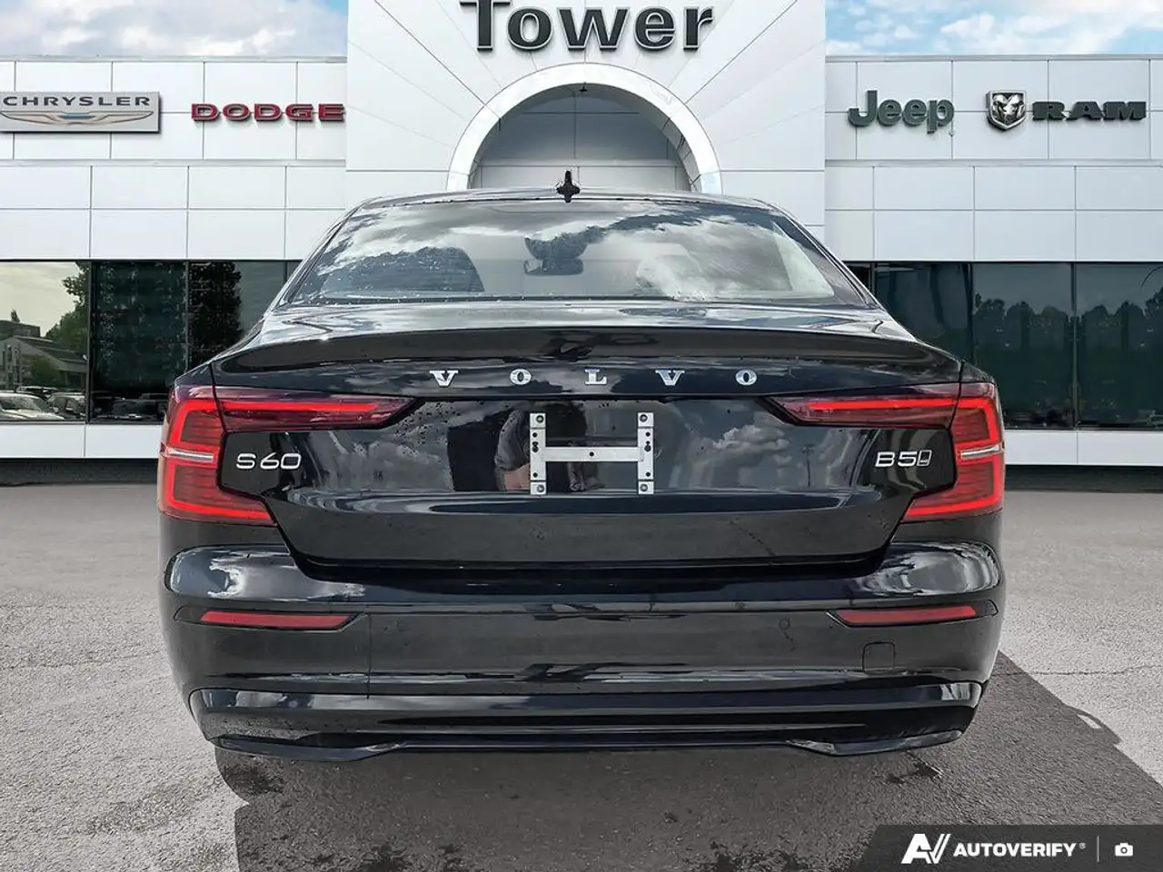 Volvo S60 снимка Volvo S60