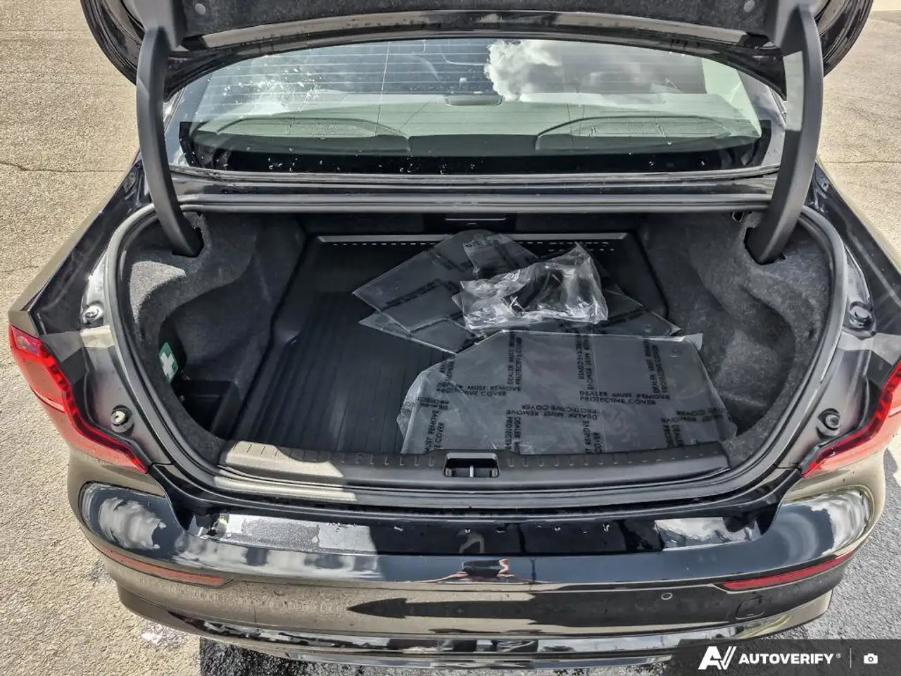 Volvo S60 снимка Volvo S60